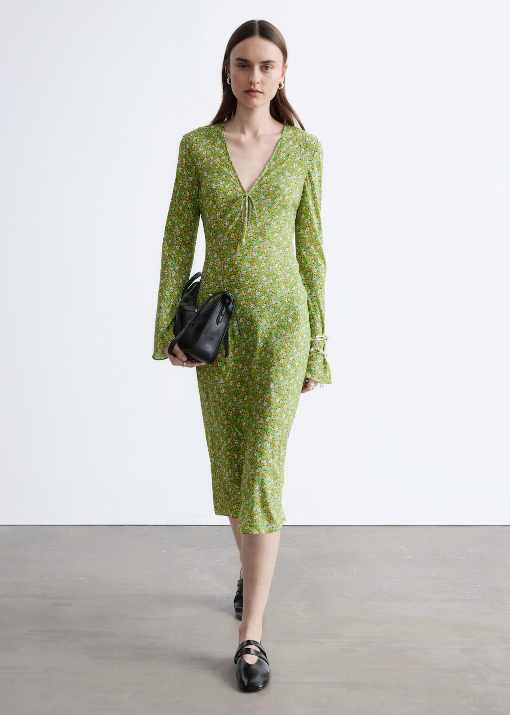 & Other Stories FLORAL V-NECK MIDI DRESS