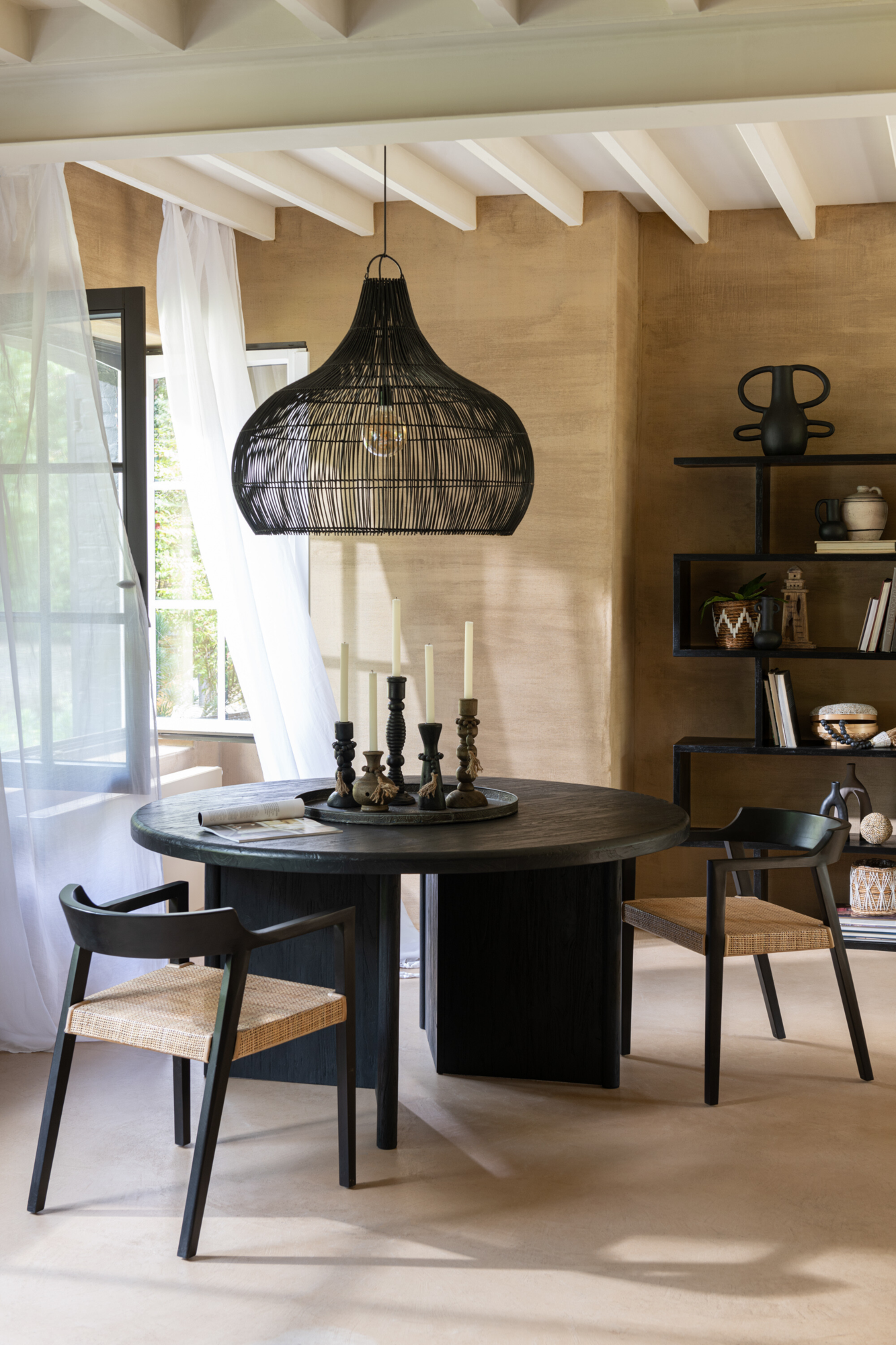 Eettafel teakhout Ø150 cm zwart