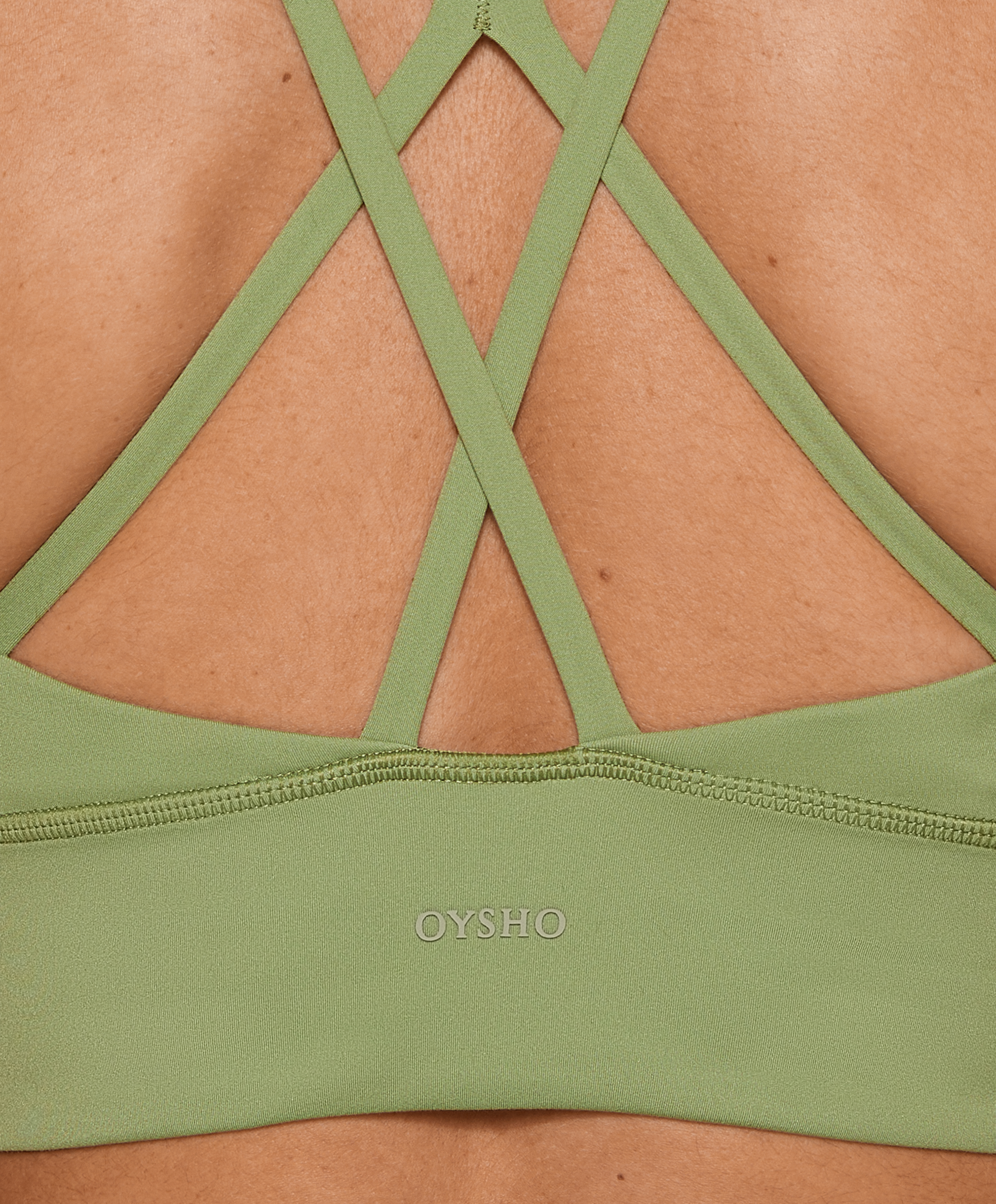 OYSHO Medium-support comfortlux sports bra with cups