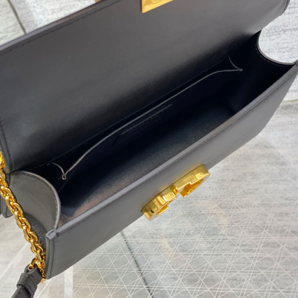 Dior 30 Montaigne East-West Bag with Chain - Top Club