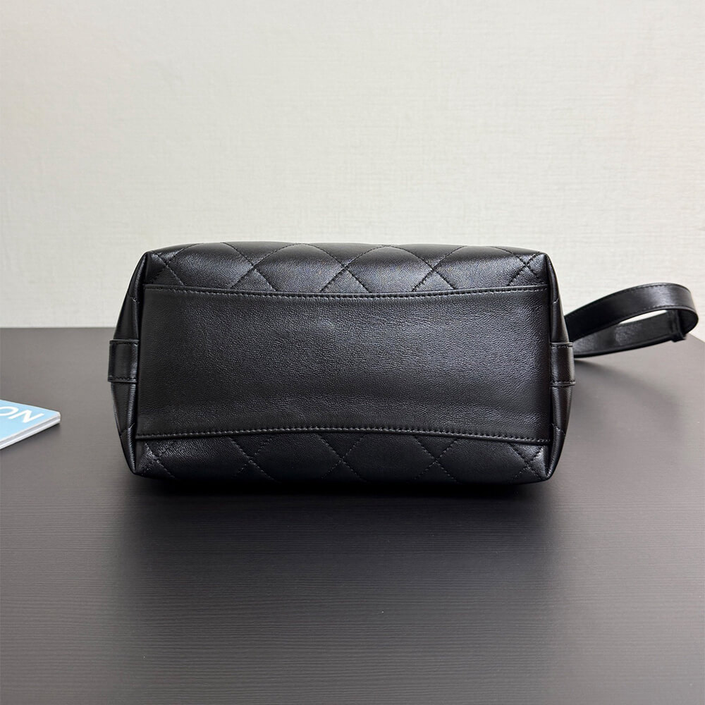CHANEL Large Bucket Bag(high-end grade) - Top Club