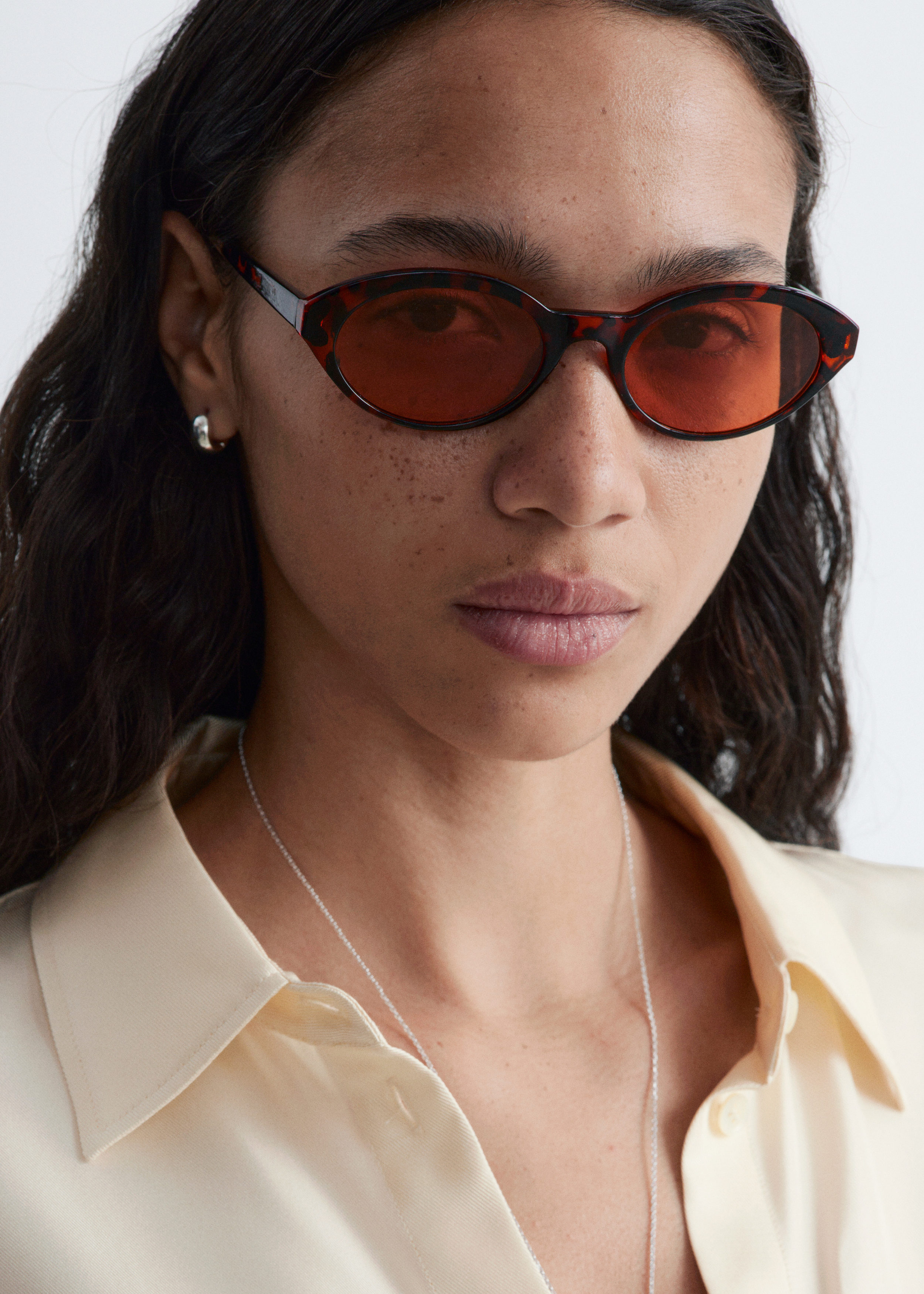 & Other Stories OVAL-FRAME SUNGLASSES