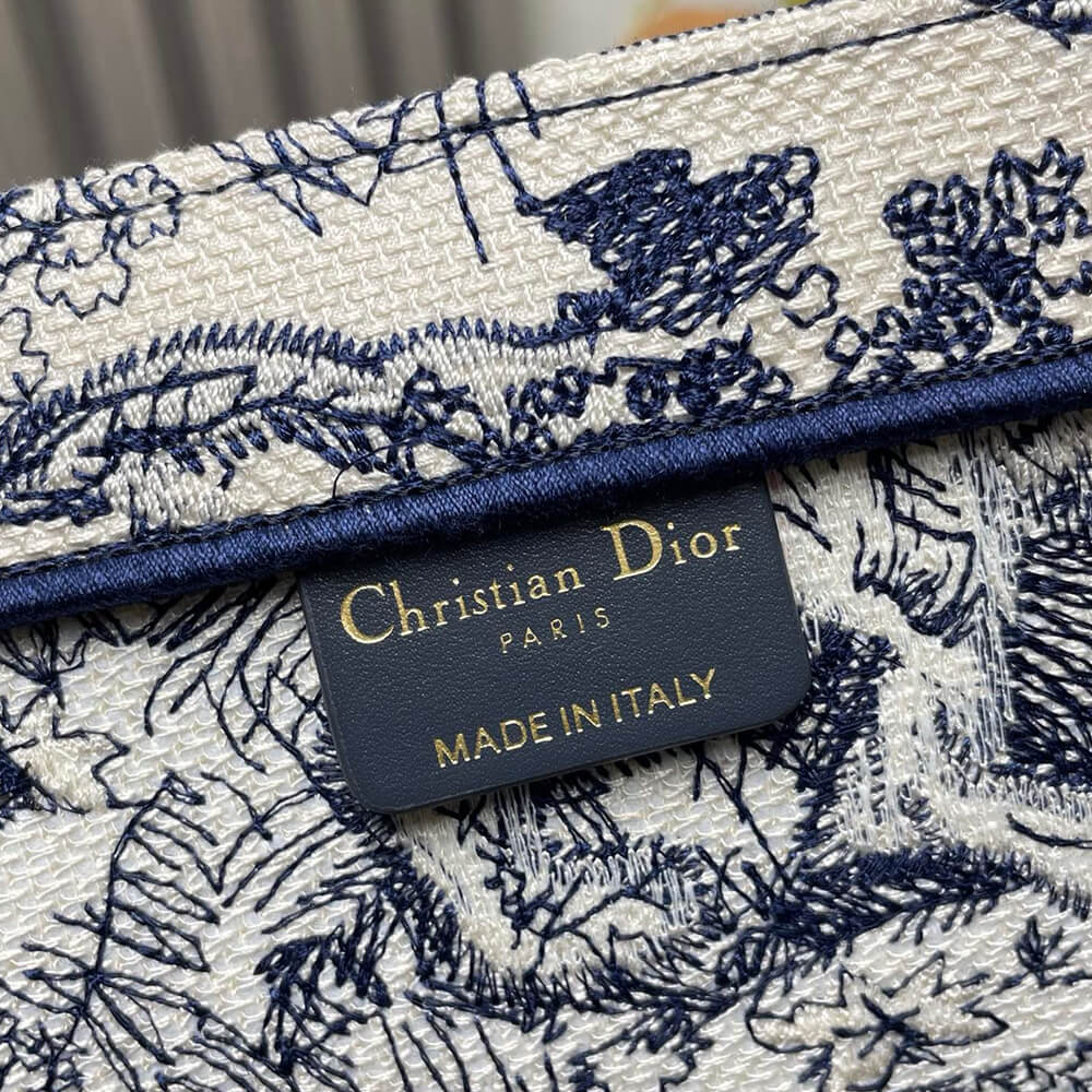 Dior MEDIUM DIOR BOOK TOTE - Top Club