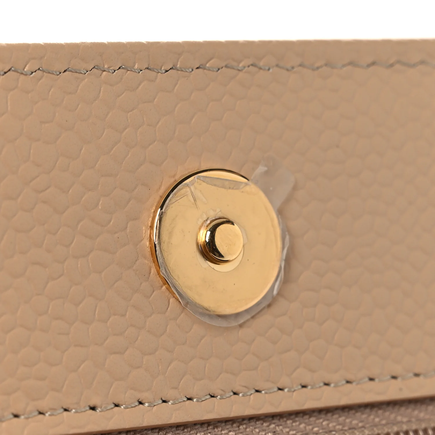 Caviar Quilted Wallet on Chain WOC Beige - Top Club