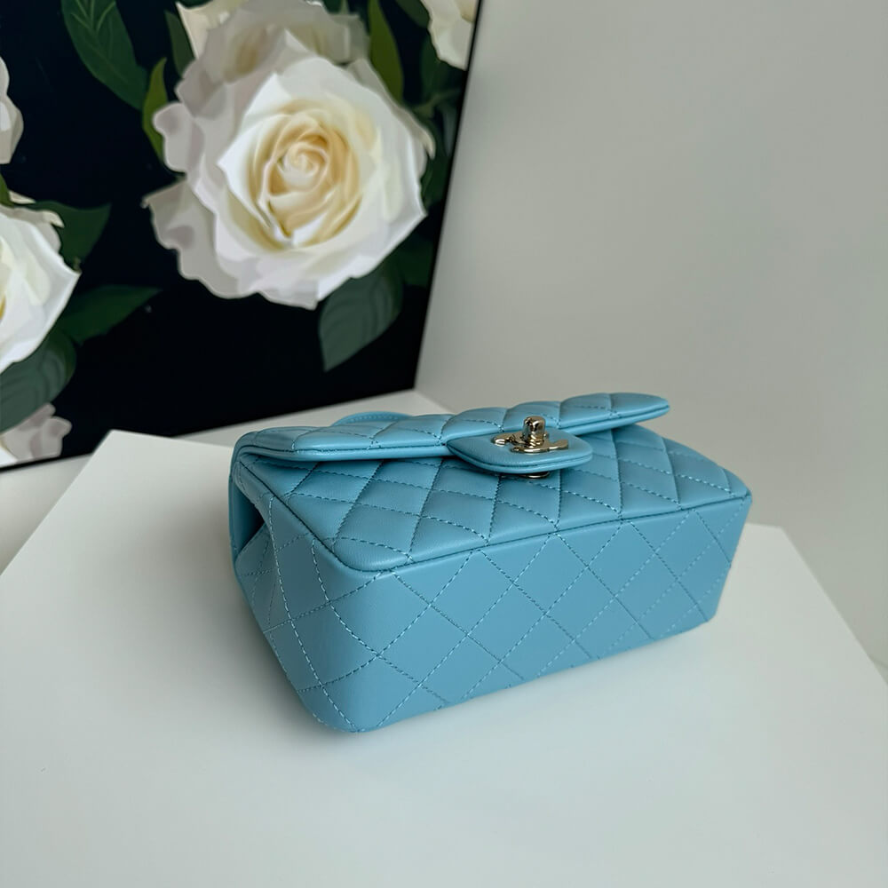CHANEL Mini Classic Handbag With Top Handle - Top Club