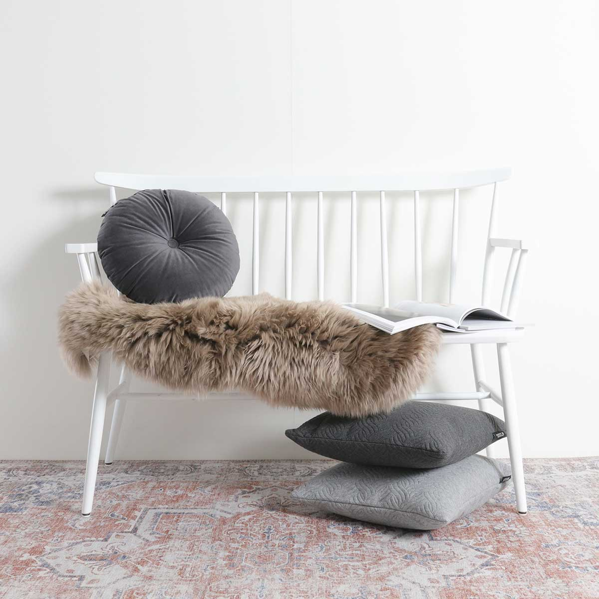 Houten spijlenbank Laura Wit