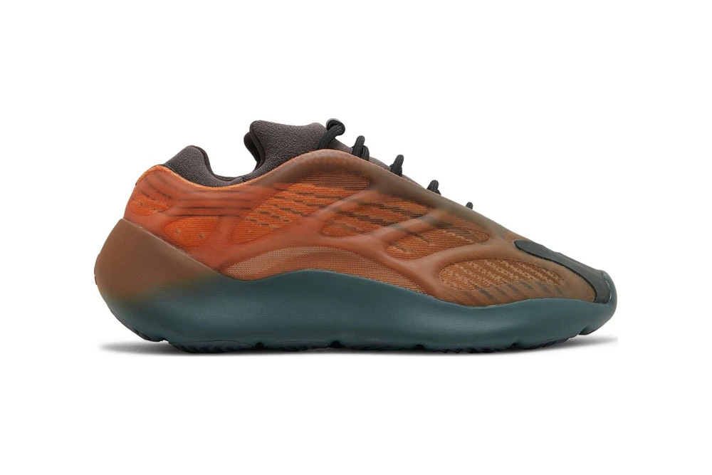 Yeezy 700 V3 Copper Fade Replica - Sneaker Replica Workshop