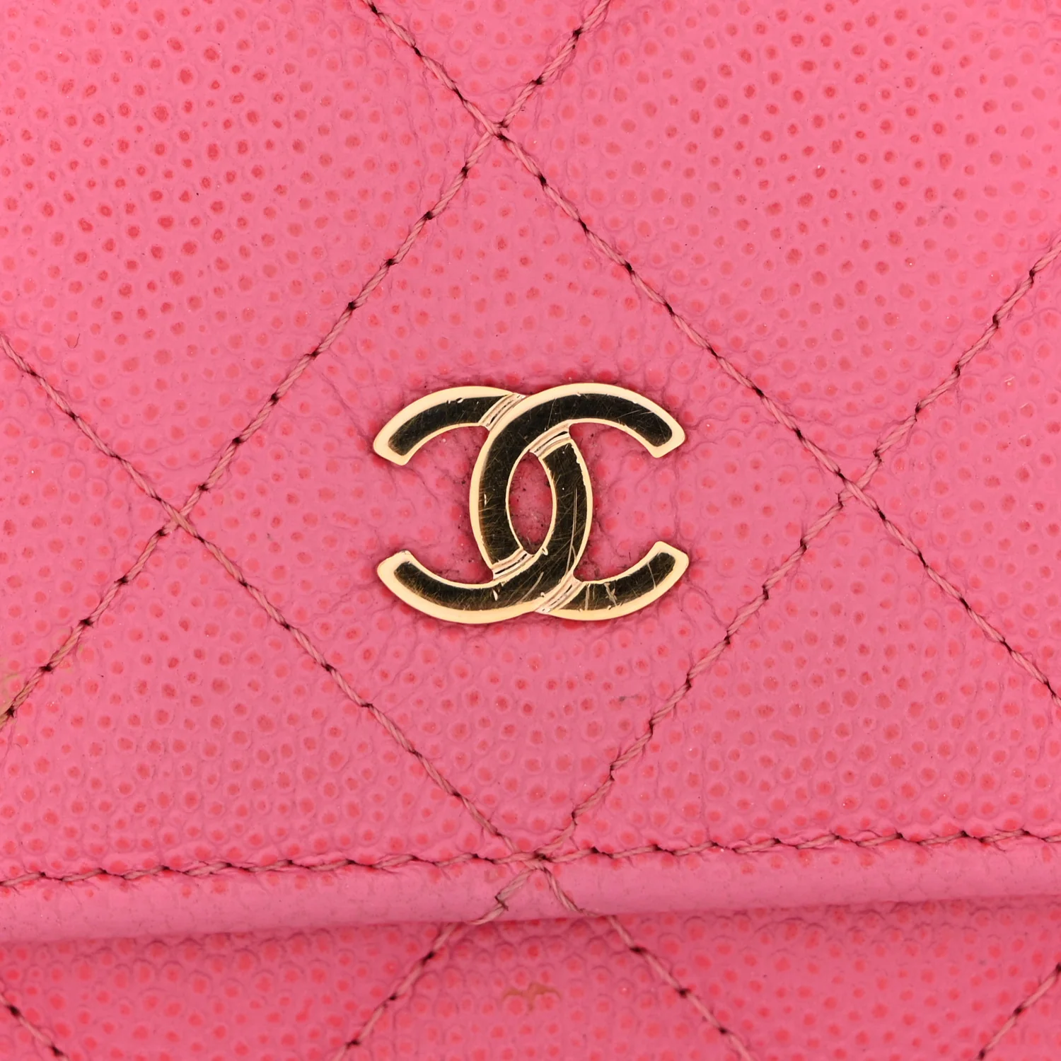 Caviar Quilted Wallet on Chain WOC Pink - Top Club