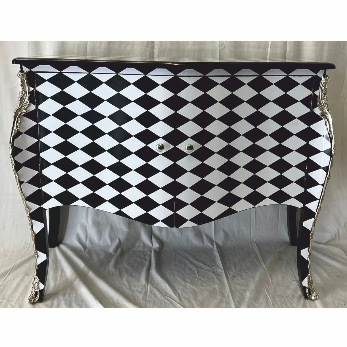 Baroque chest of drawers with checked design and 2 doors black / white / silver - Baroque furniture