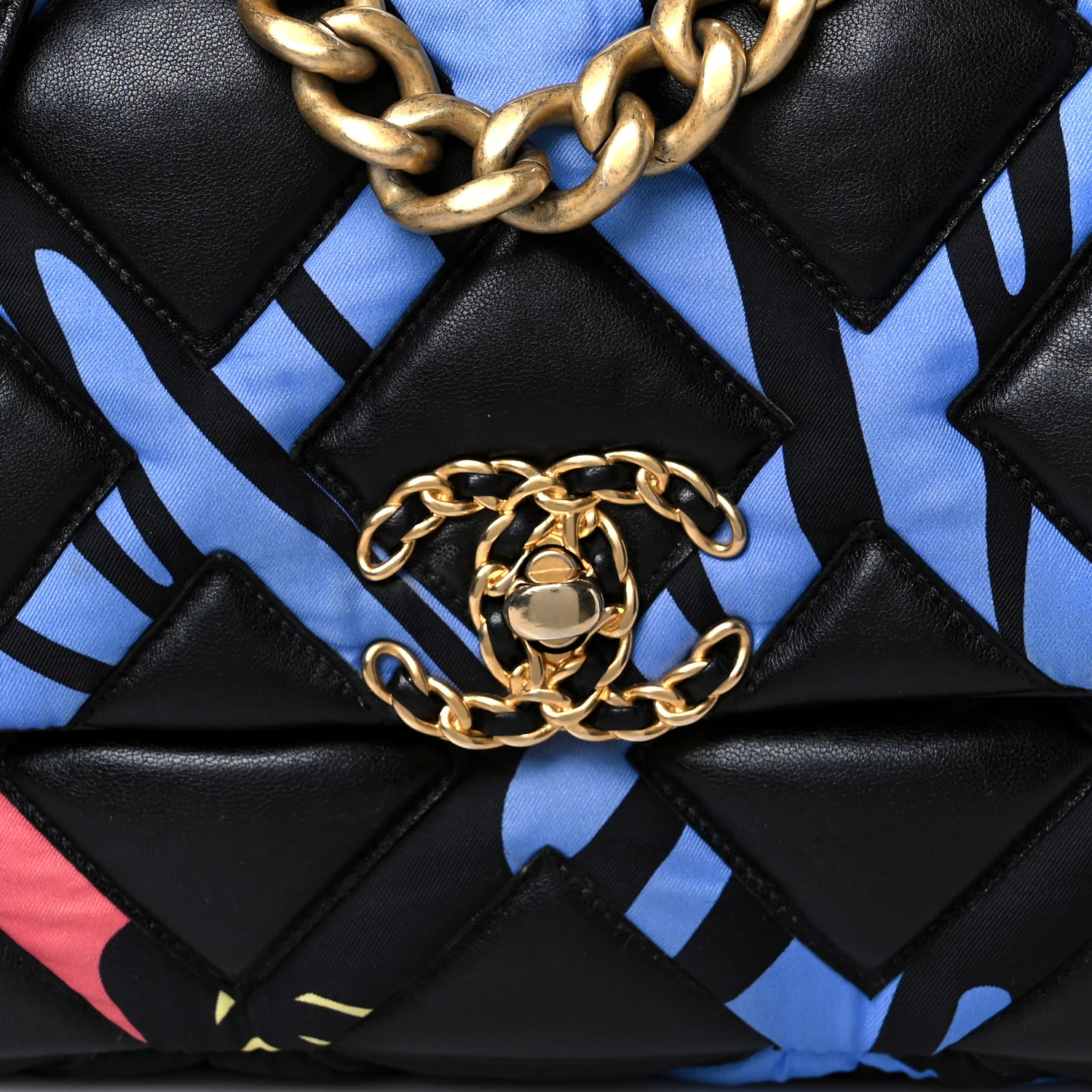 Lambskin Printed Fabric Medium Chanel 19 Flap Black Multicolor - Top Club