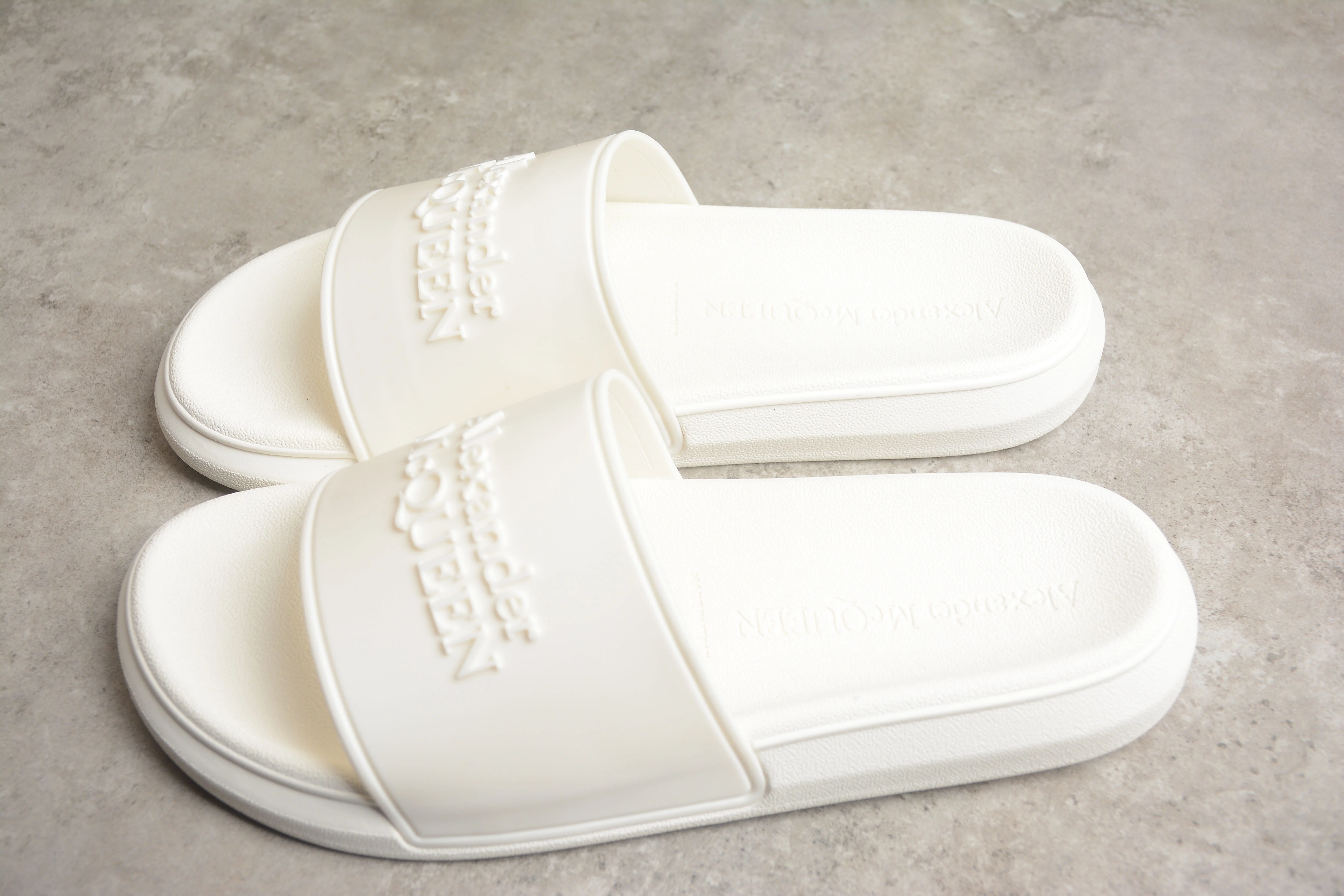 Alexander McQueen Pool Slide White - Sneaker Replica Workshop