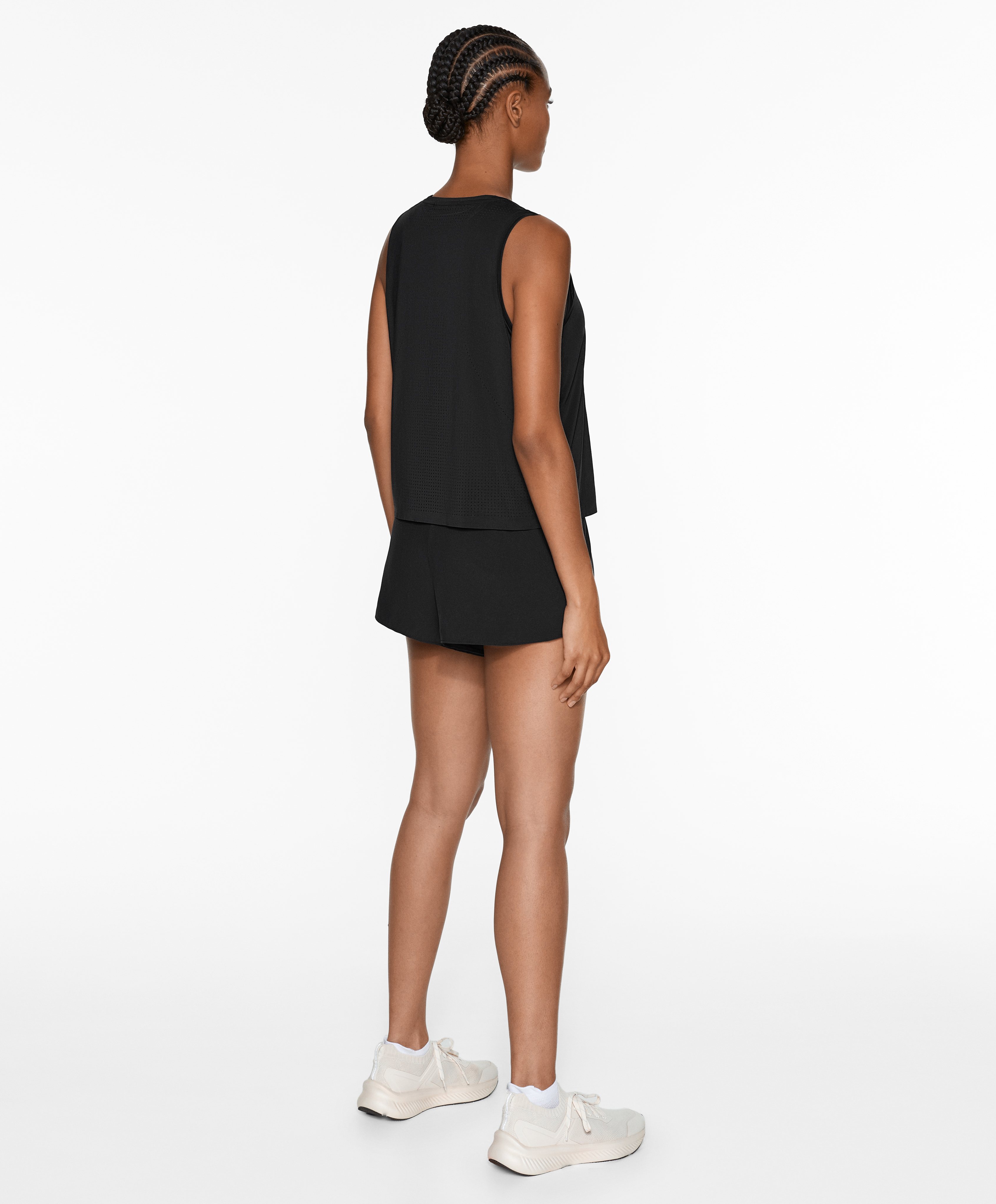 OYSHO Sleeveless cropped technical T-shirt