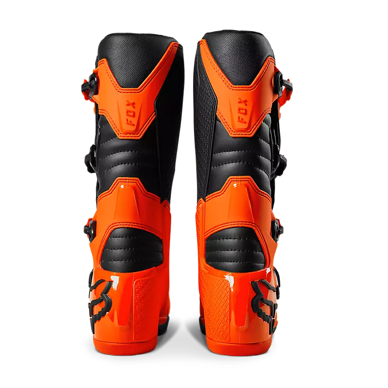 Complete boots