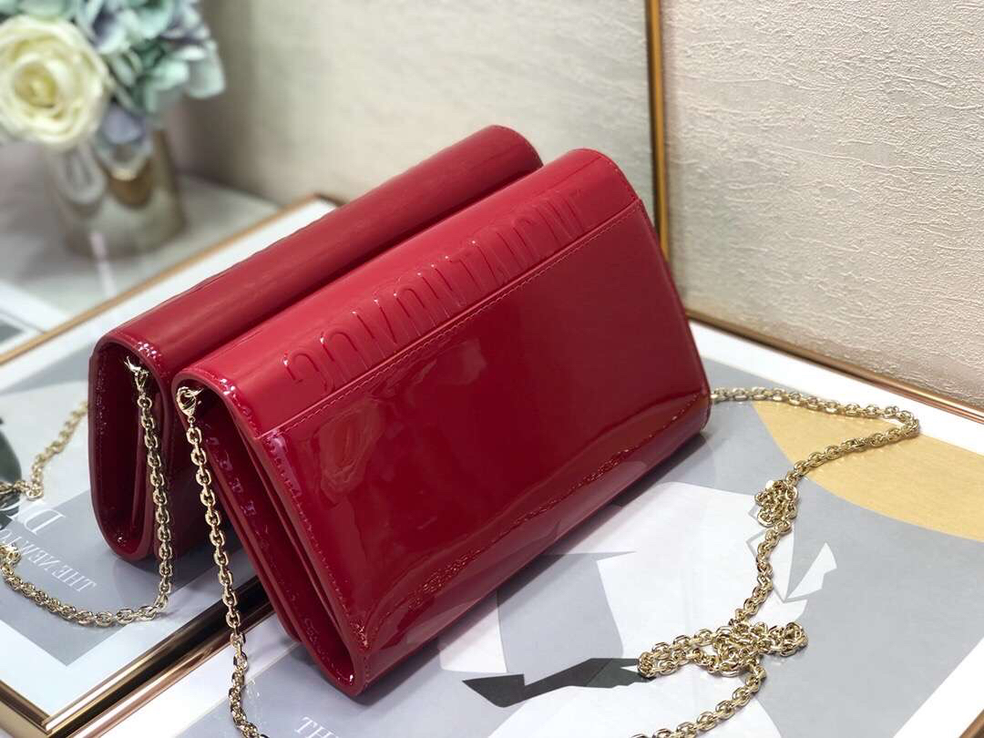 D 30 Montaigne Wallet On Chain In Red Patent Calfskin - Top Club