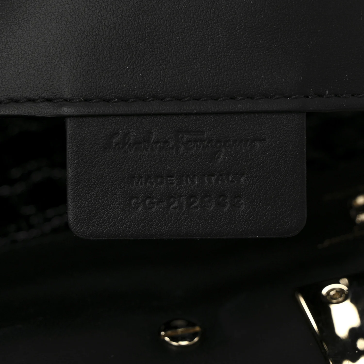 Raffia Calfskin The Studio Box Tote Black - Top Club