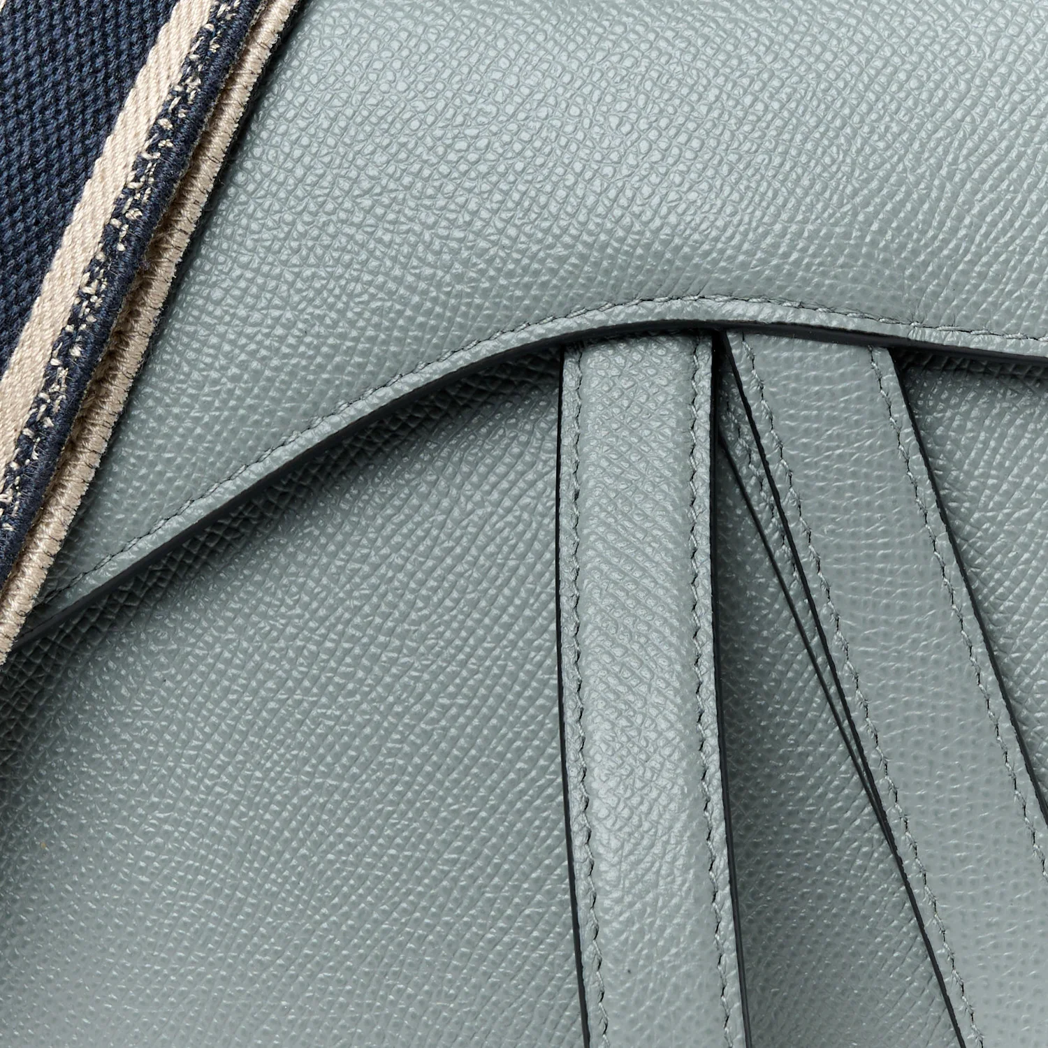 Grained Calfskin Saddle Bag With Strap Stone Grey - Top Club