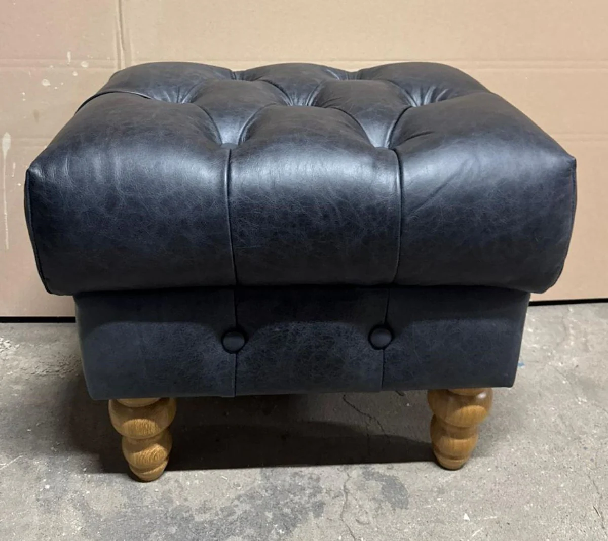 Luxury Chesterfield Leather Footstool Vintage Black / Natural