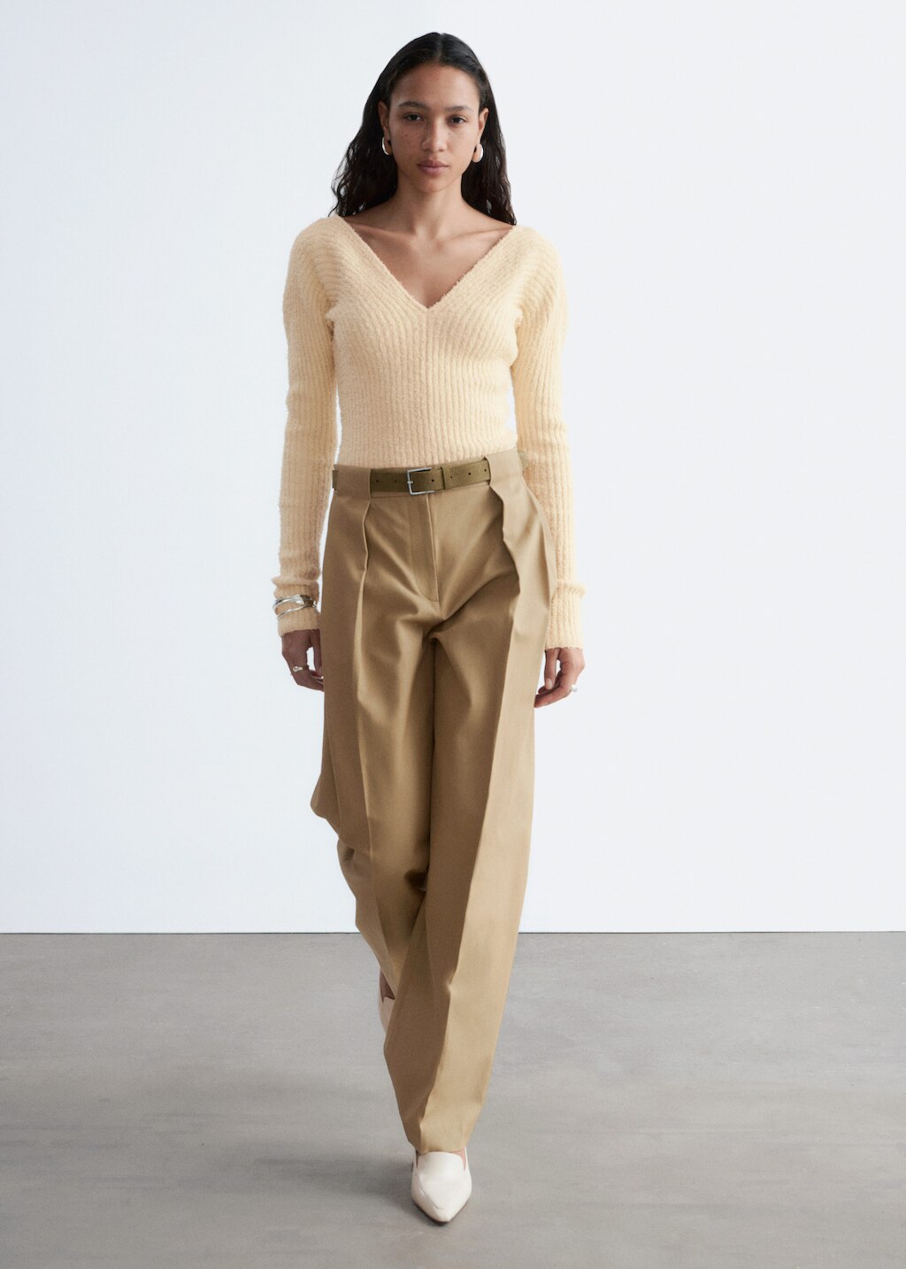 & Other Stories RIB-KNIT V-NECK TOP