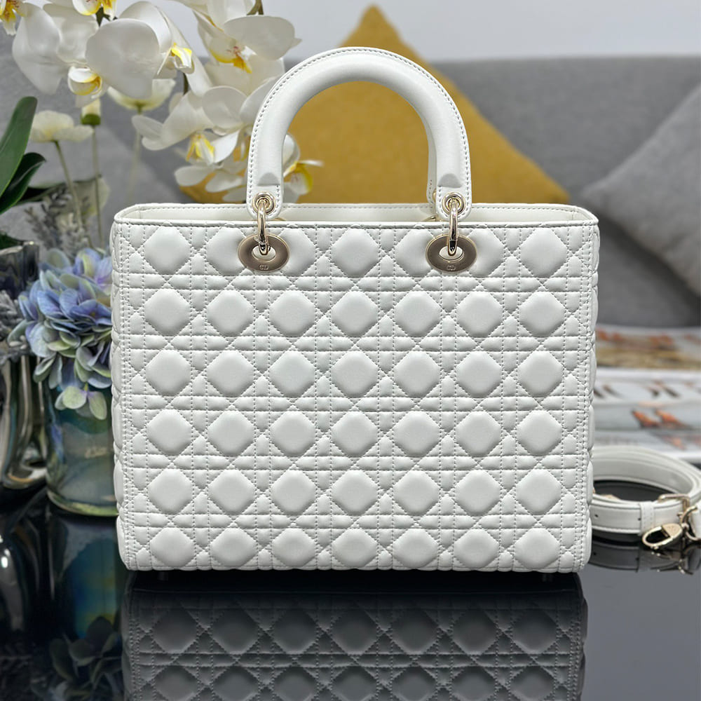 Dior Large Lady Dior Bag(HIGH-END GRADE) - Top Club