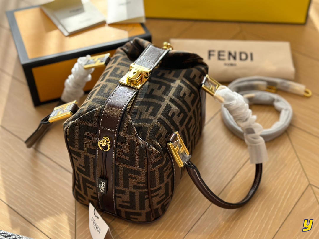 Fen Baguette new arrival bag size ; 27* 16 cm - Top Club