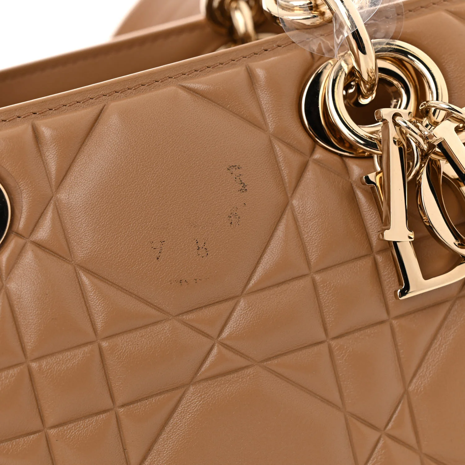 Calfskin Cannage Small The Lady 95.22 Beige - Top Club