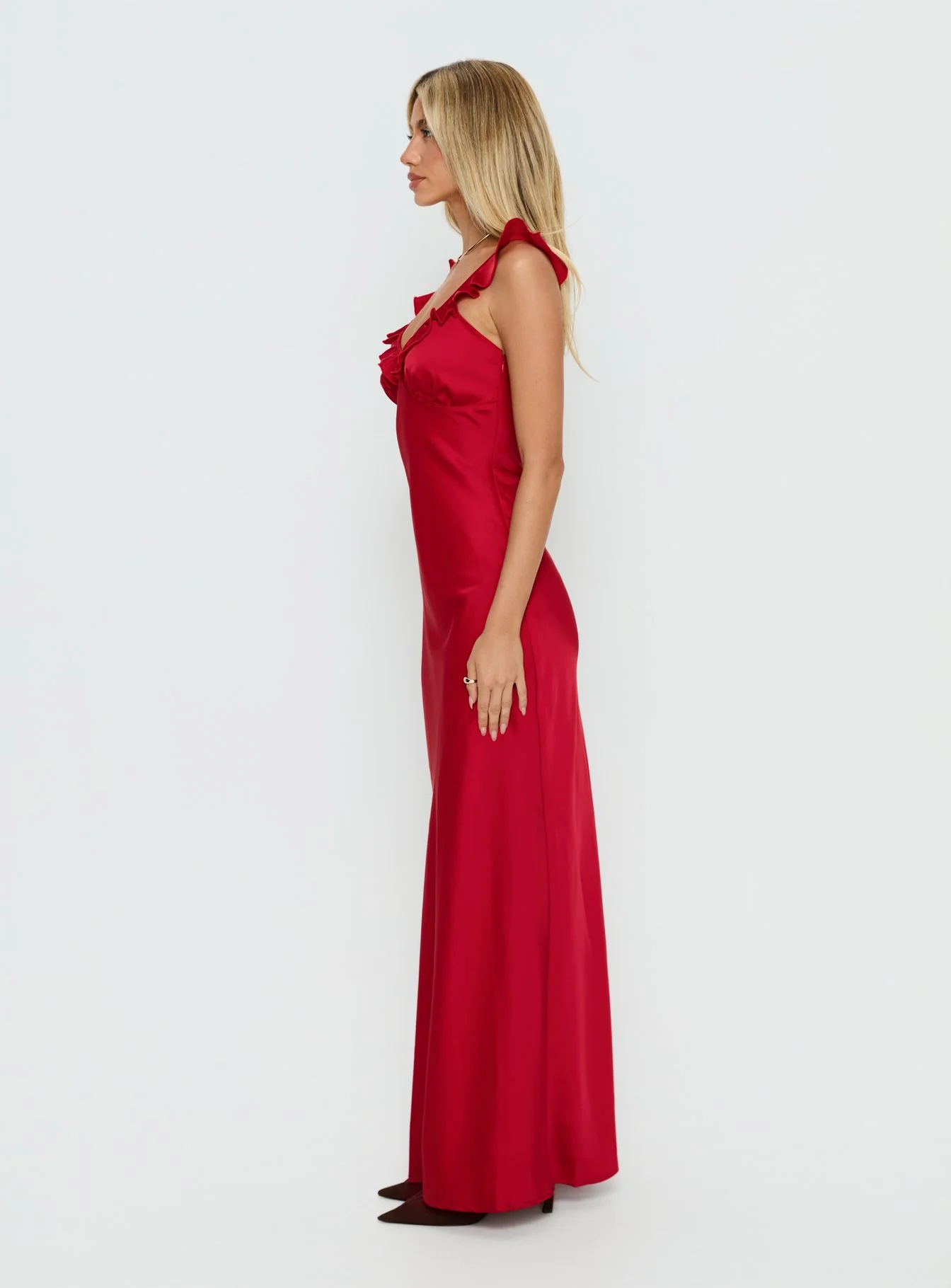 Ondrea Frill V Neck Maxi Dress Red
