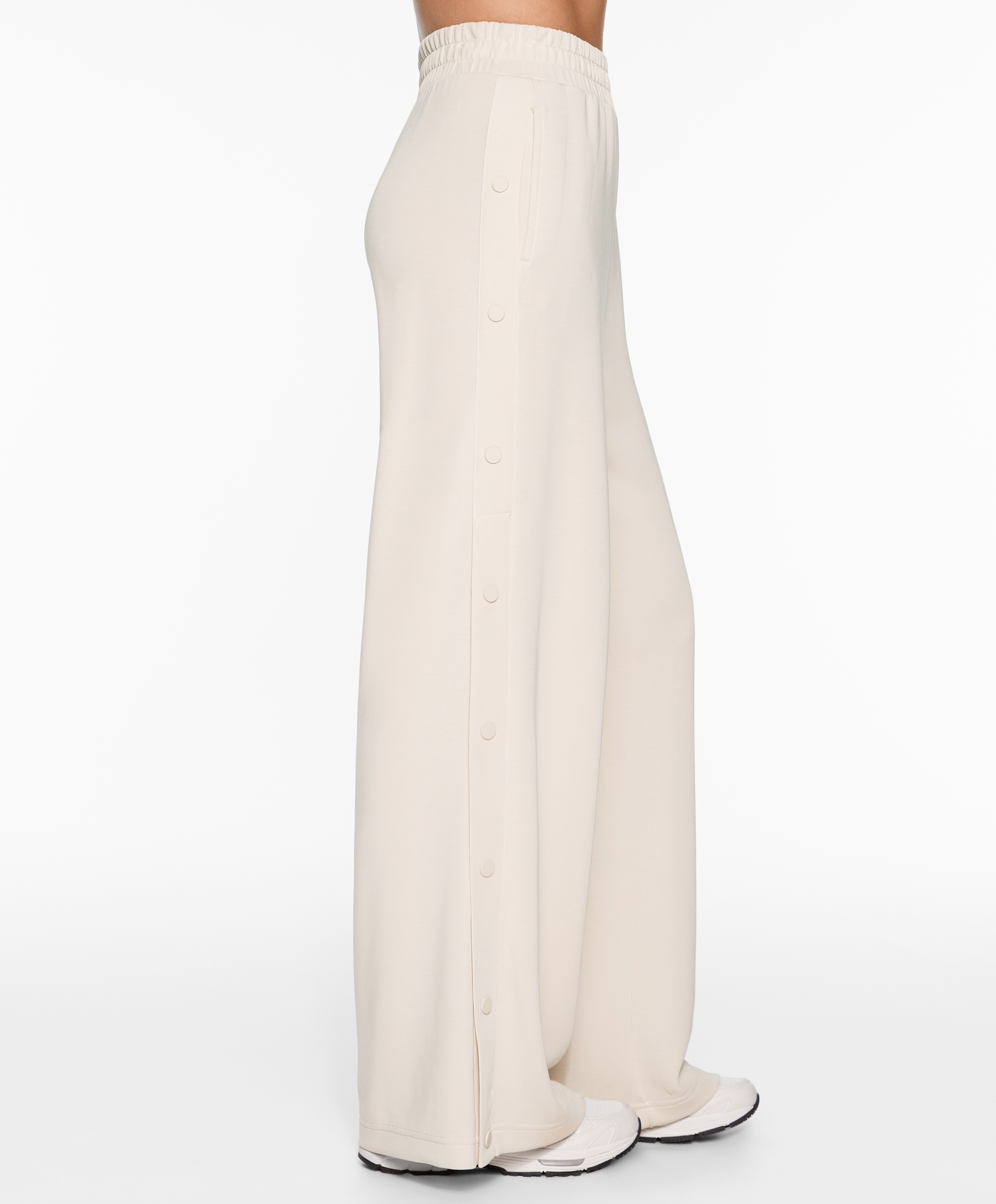 OYSHO Soft-touch wide, straight-leg trousers with modal and buttons