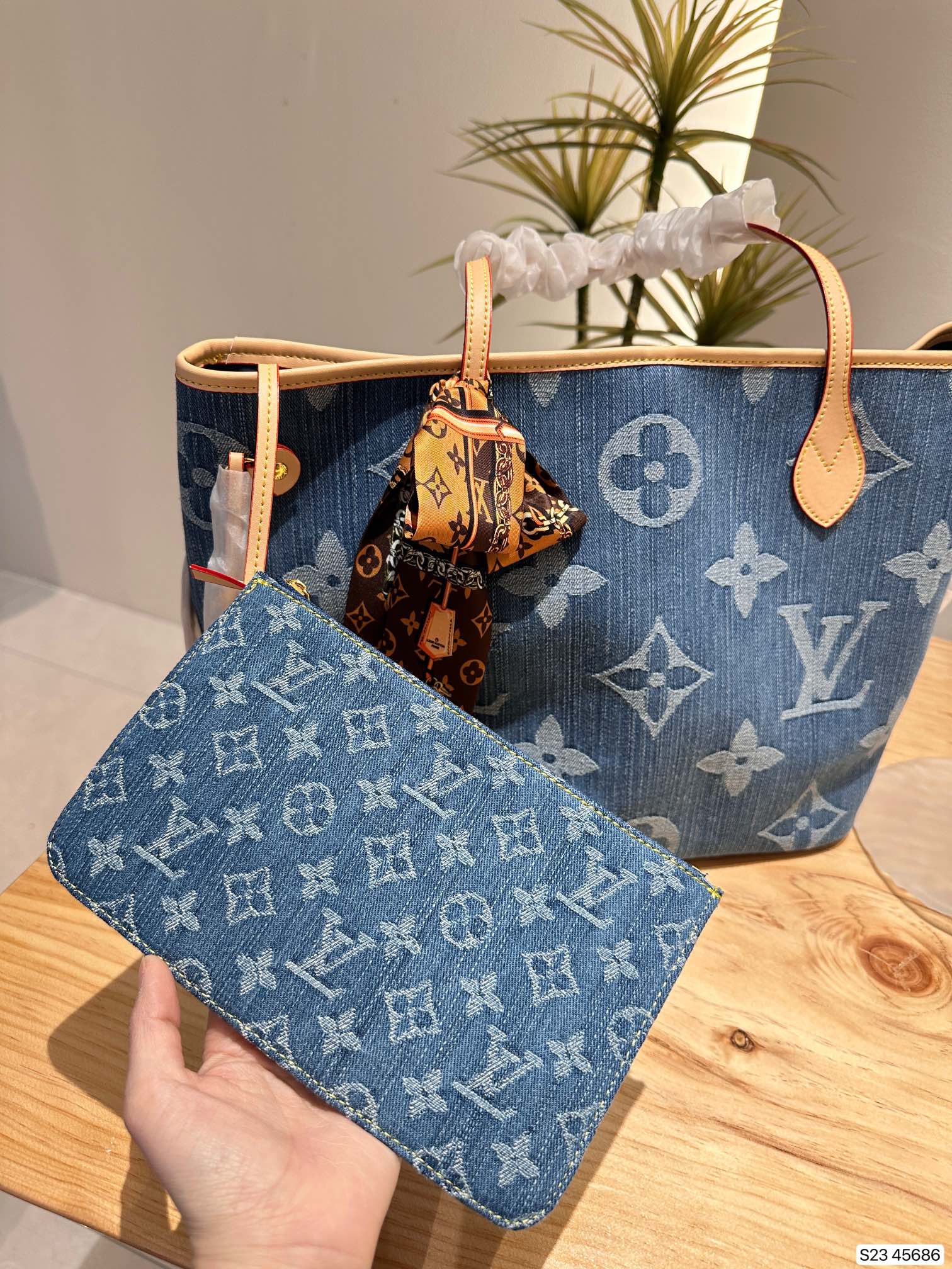 Louis new arrival denim neverfull tote bag size; 33 * 29 cm - Top Club