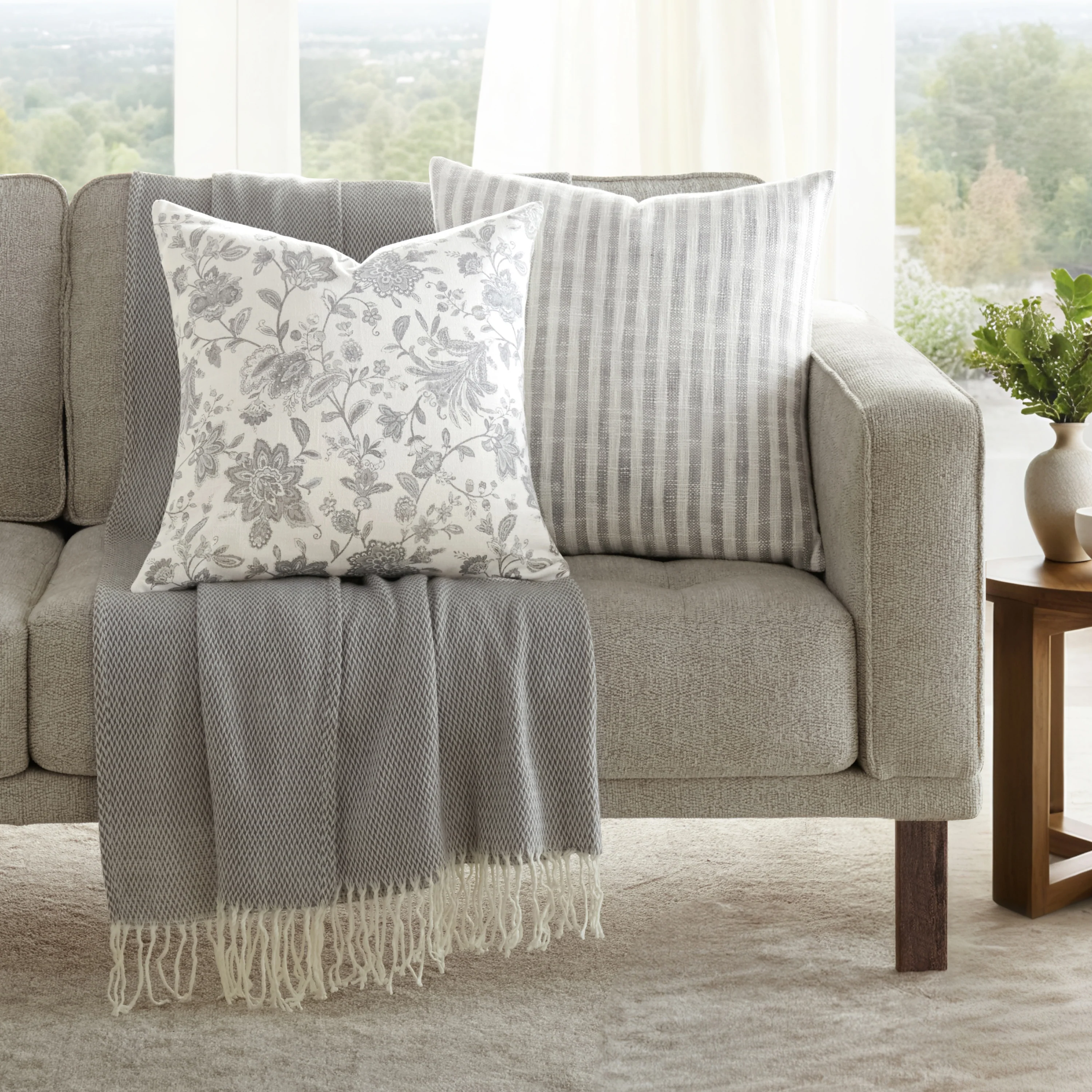2-Pack Yarn-Dyed Bengal Stripe / Jacobean Décor Throw Pillows