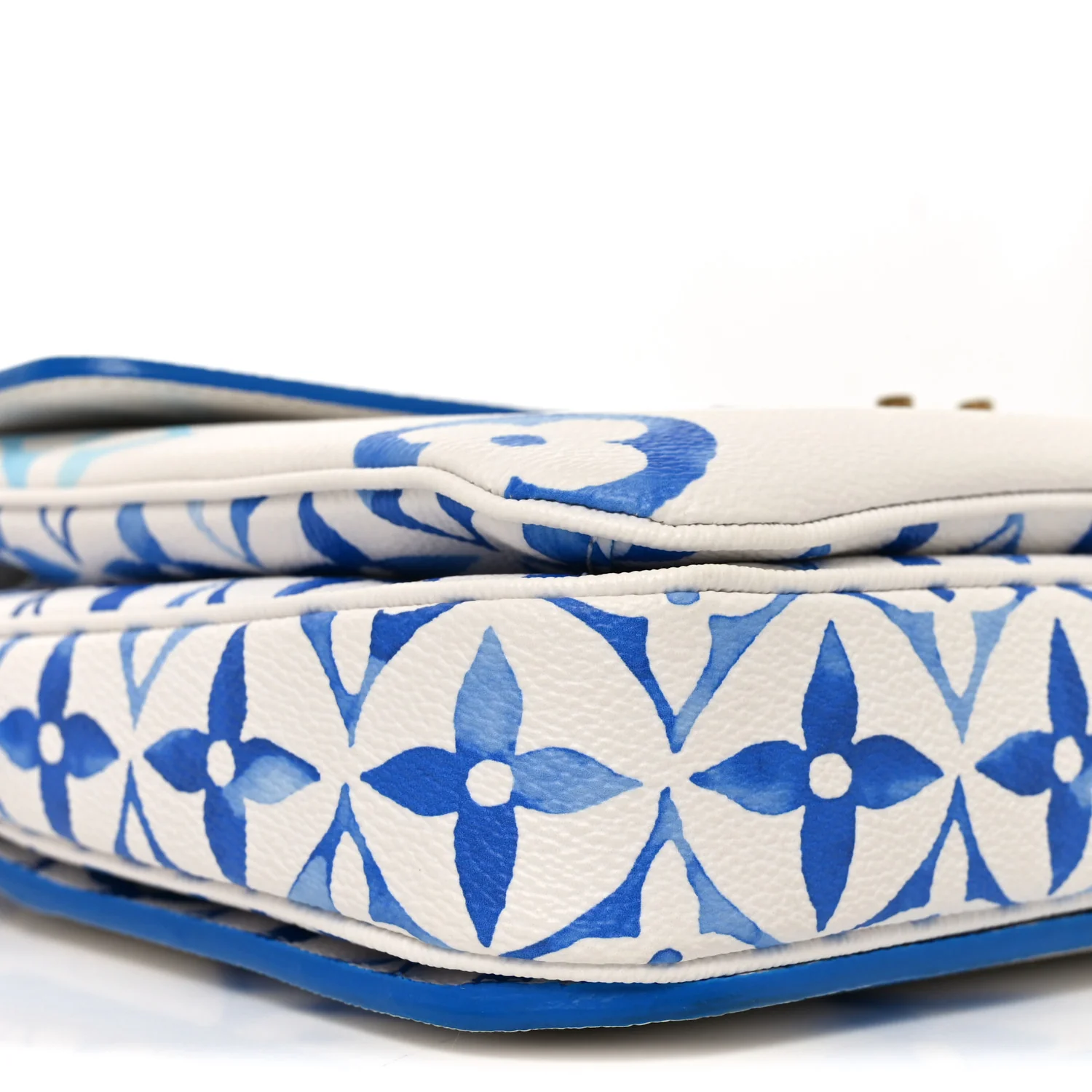 Monogram Giant By The Pool Pochette Metis MM Blue - Top Club