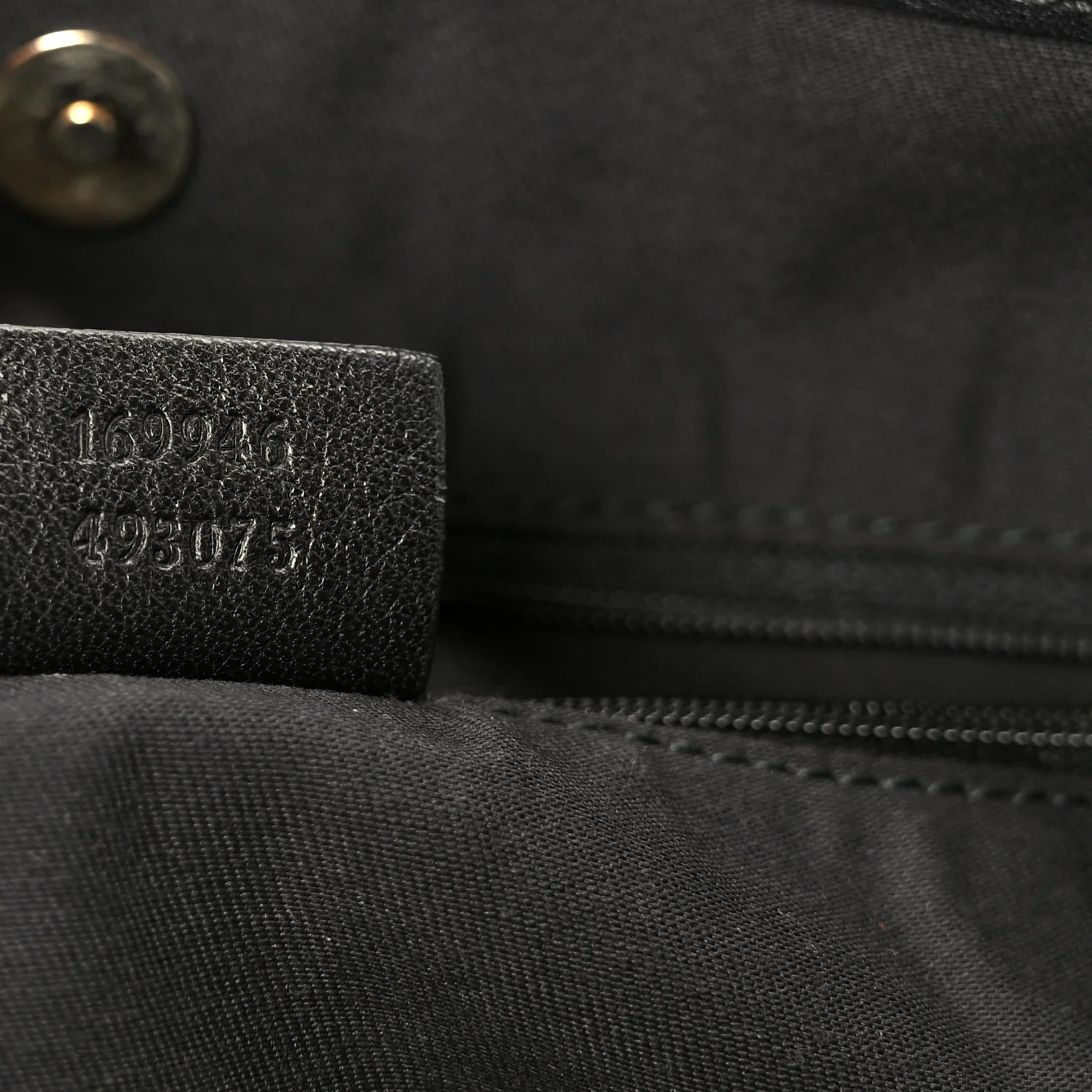 Monogram Medium New Britt Tote Black - Top Club