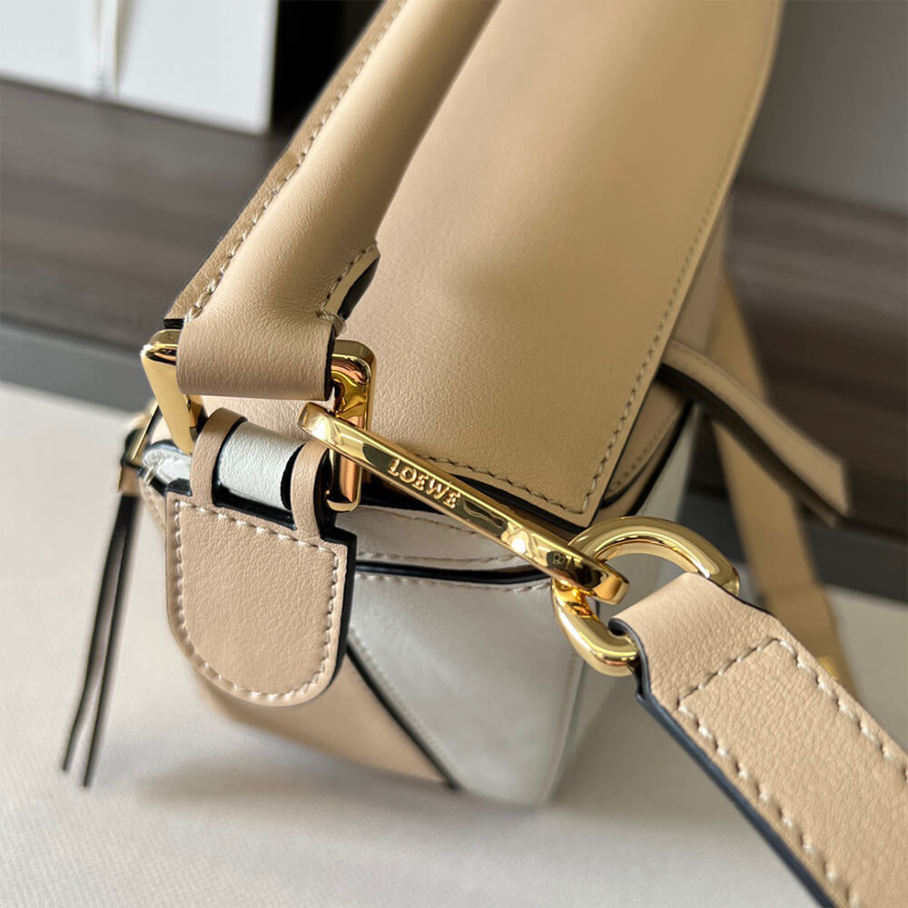 LOEWE Small Puzzle Bag - Top Club