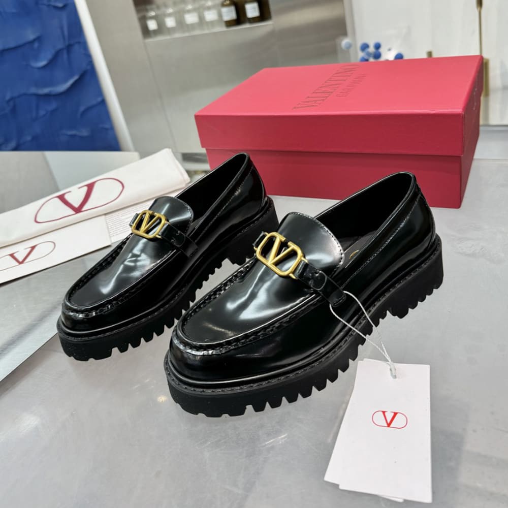 VALENTINO VLOGO SIGNATURE women s calfskin loafers - Top Club