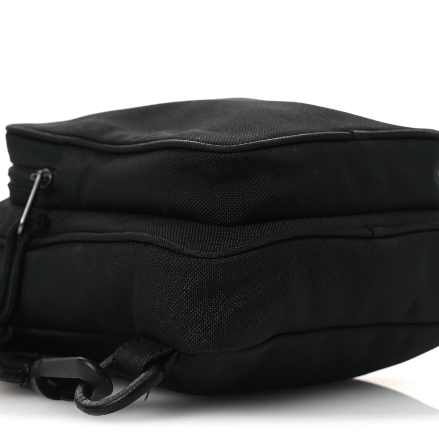 Nylon Logo Explorer Crossbody Messenger Bag Black - Top Club