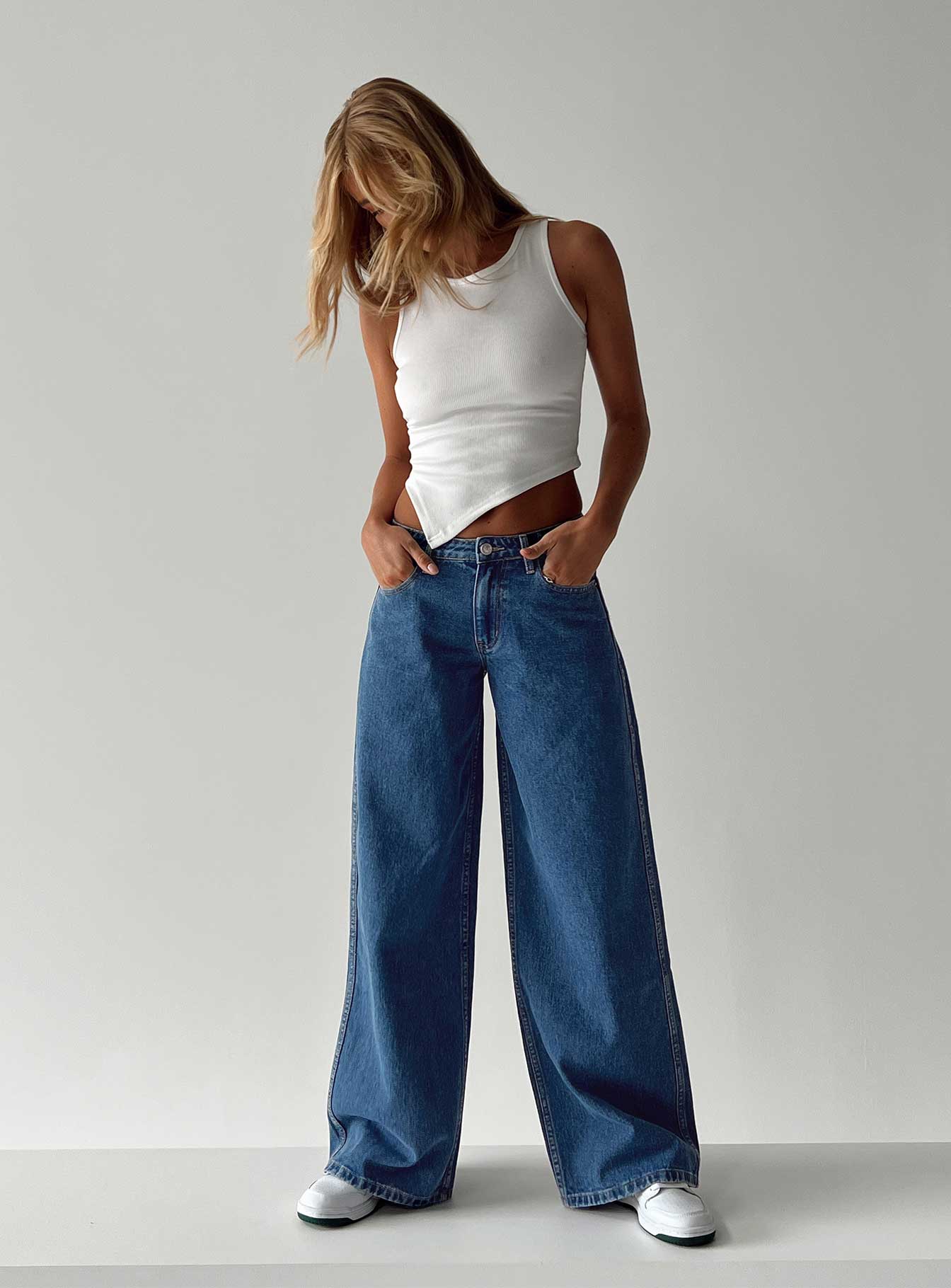 Ramos Low Rise Wide Leg Jeans Mid Blue Wash
