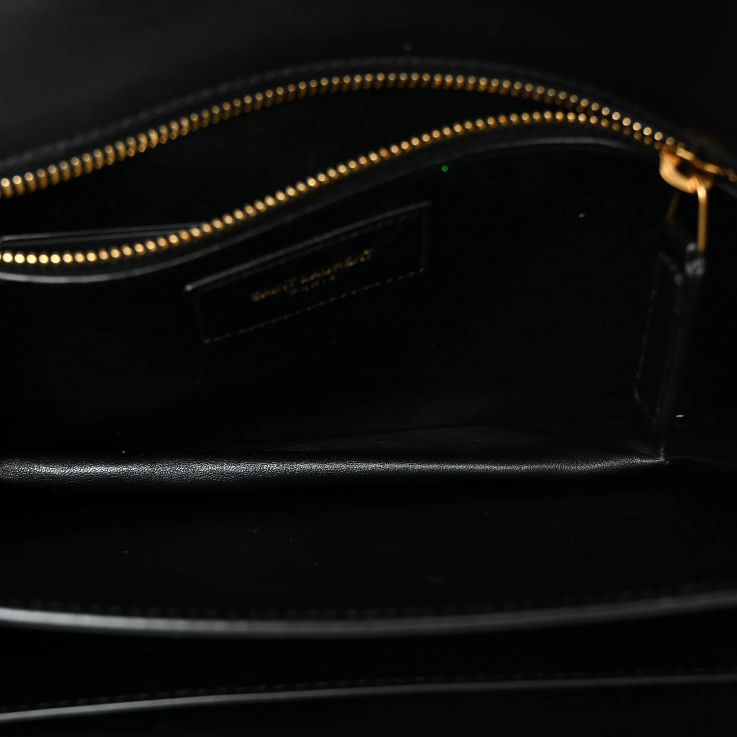 Smooth Calfskin Le Maillon Satchel Black - Top Club
