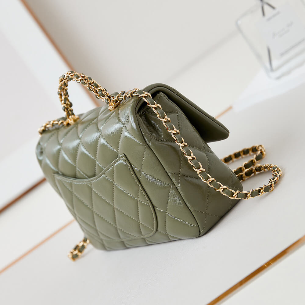 CHANEL Flap Bag with Top Handle - Top Club