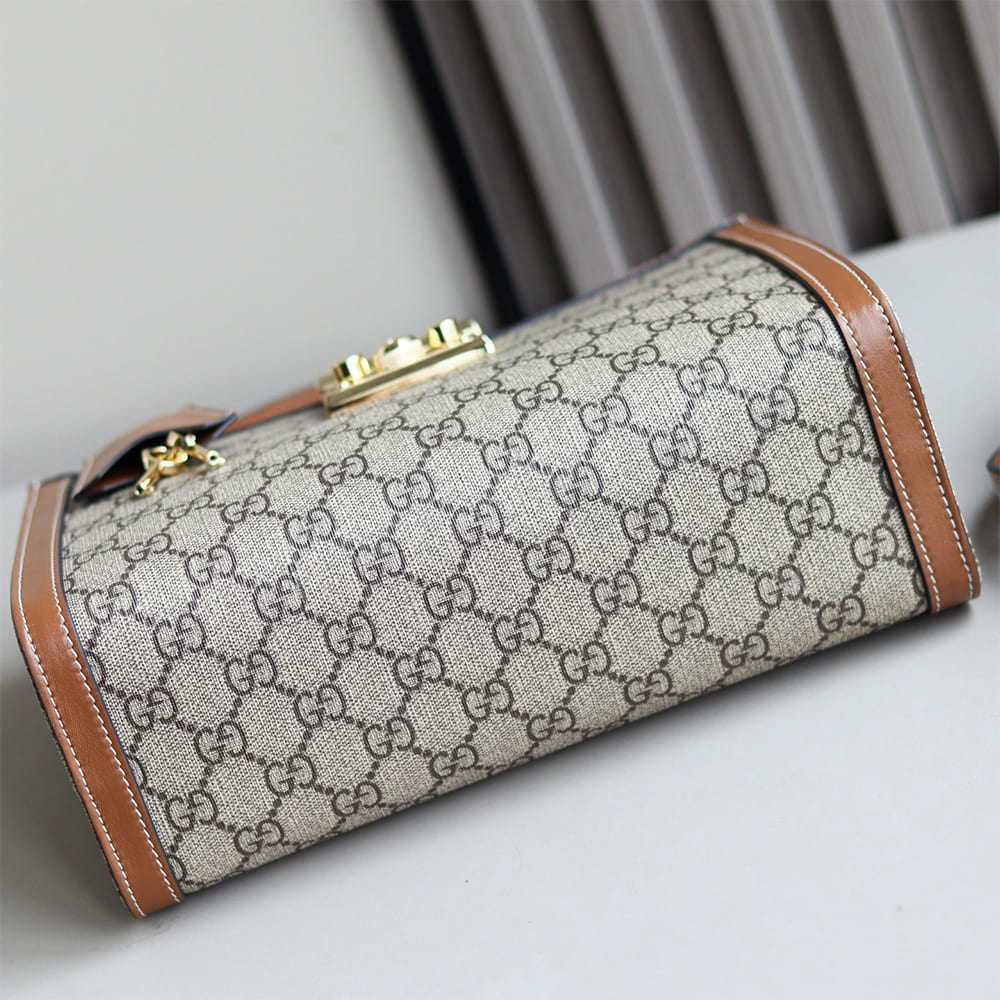 Gucci Padlock medium top handle bag - Top Club
