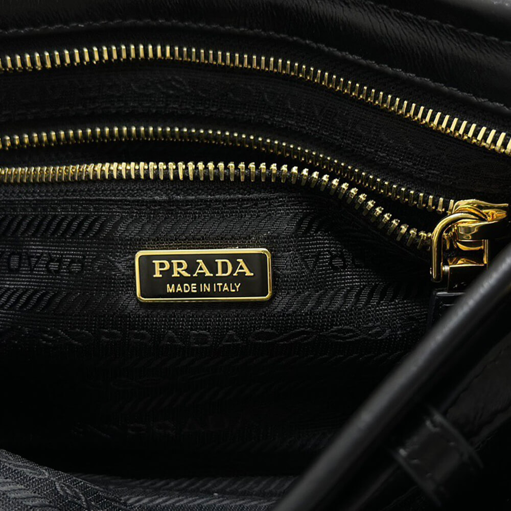 Prada Bonnie small leather shoulder bag(HIGH-END GRADE) - Top Club