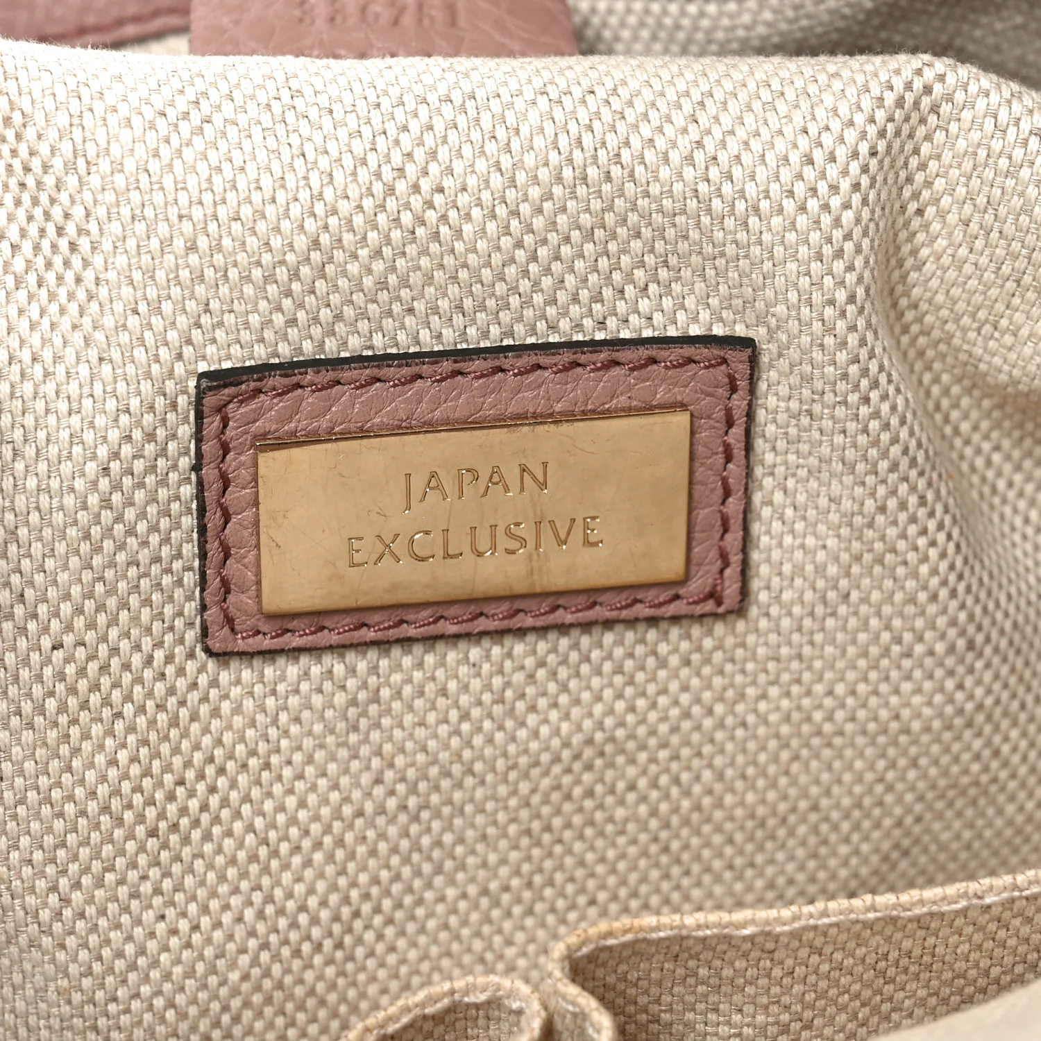 Pebbled Calfskin Small Soho Shoulder Bag Light Pink - Top Club
