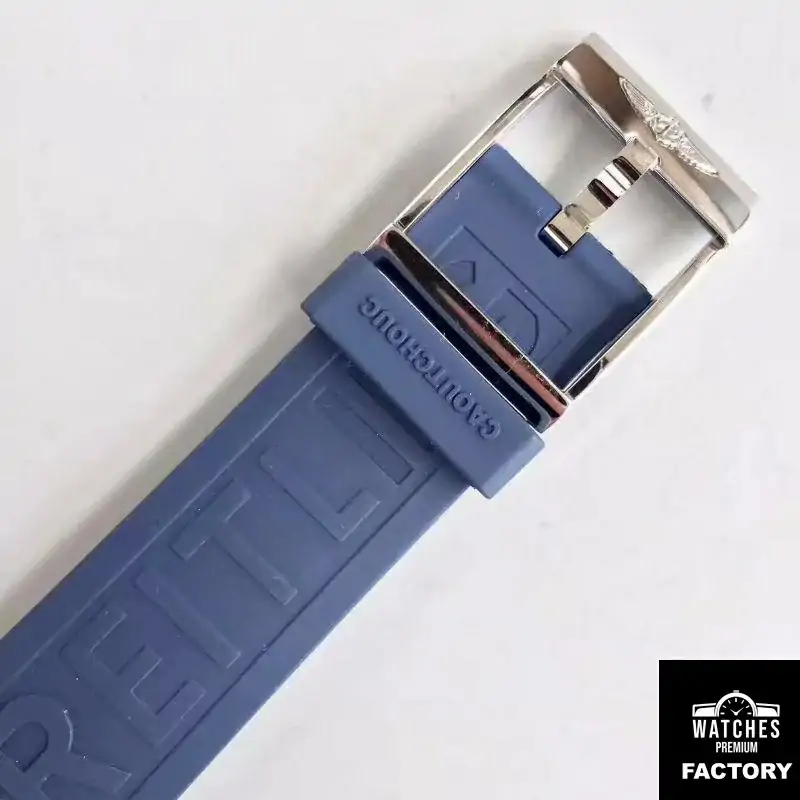 Breitling Avenger II GMT A3239011 / BC35 / 170A GF Factory Blue Dial
