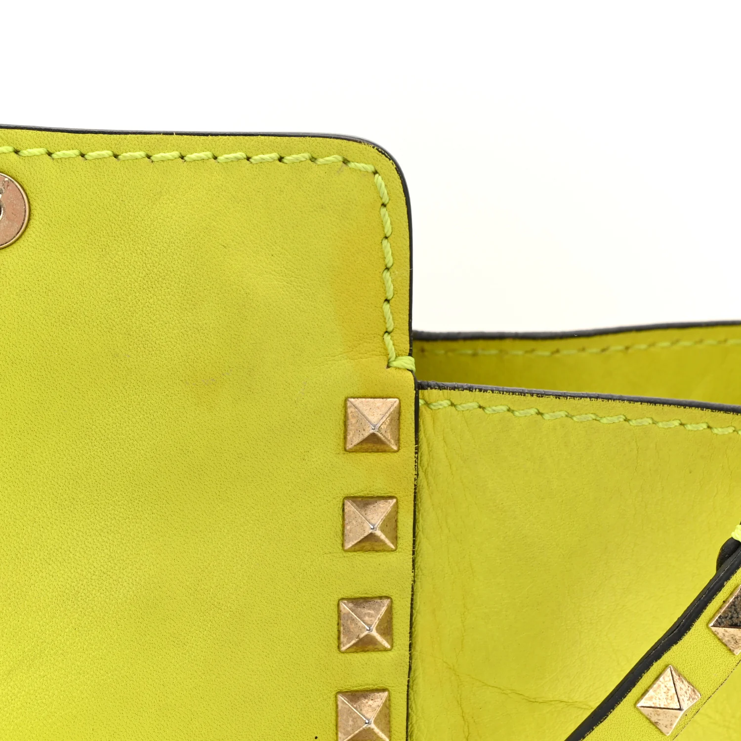 Vitello Medium Rockstud Tote Yellow Fluo - Top Club