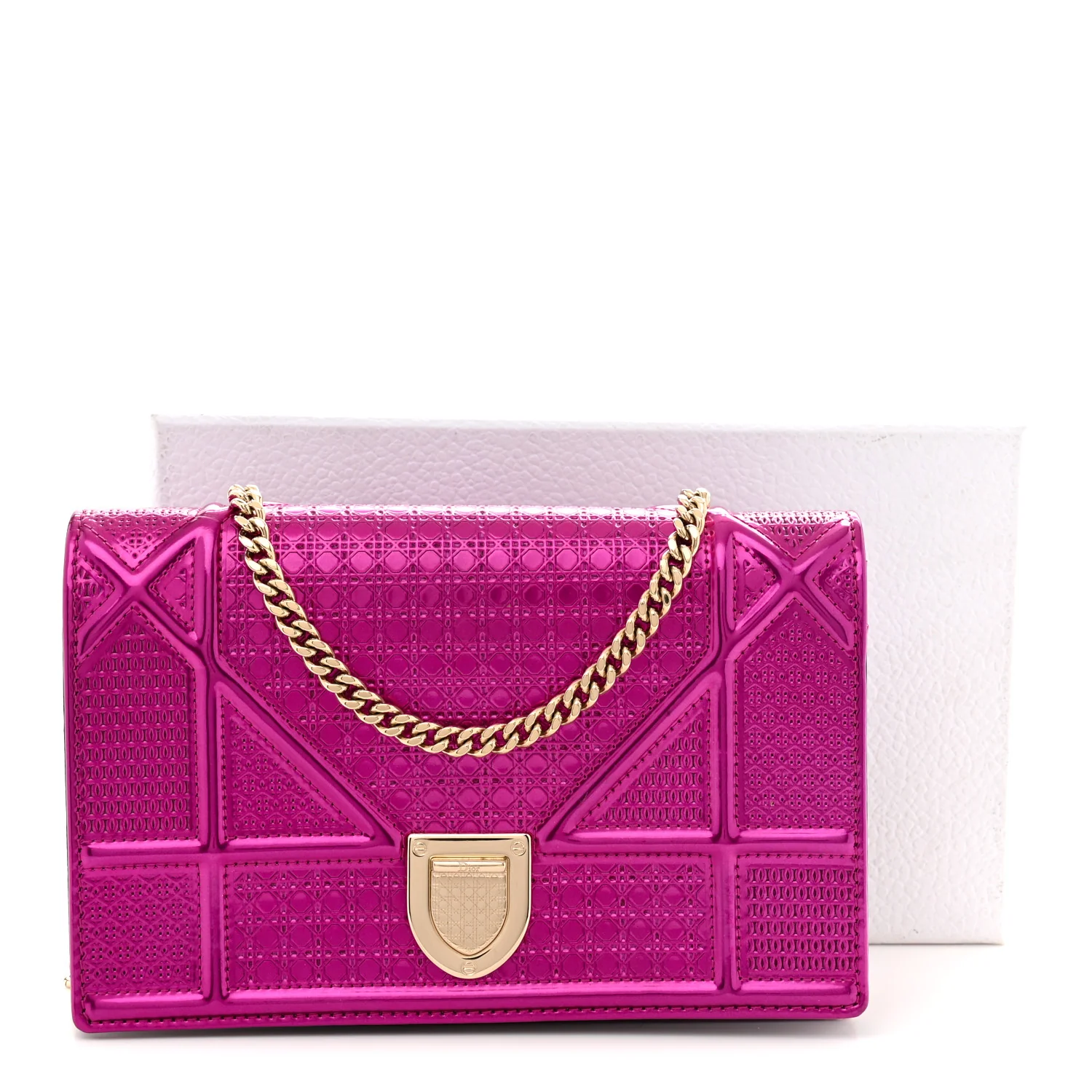 Metallic Patent Micro-Cannage Diorama Wallet on Chain Pouch Pink - Top Club