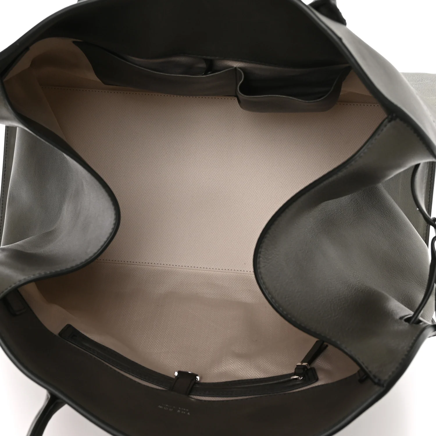 Polished Saddle Calfskin Soft Margaux 17 Koala Grey - Top Club