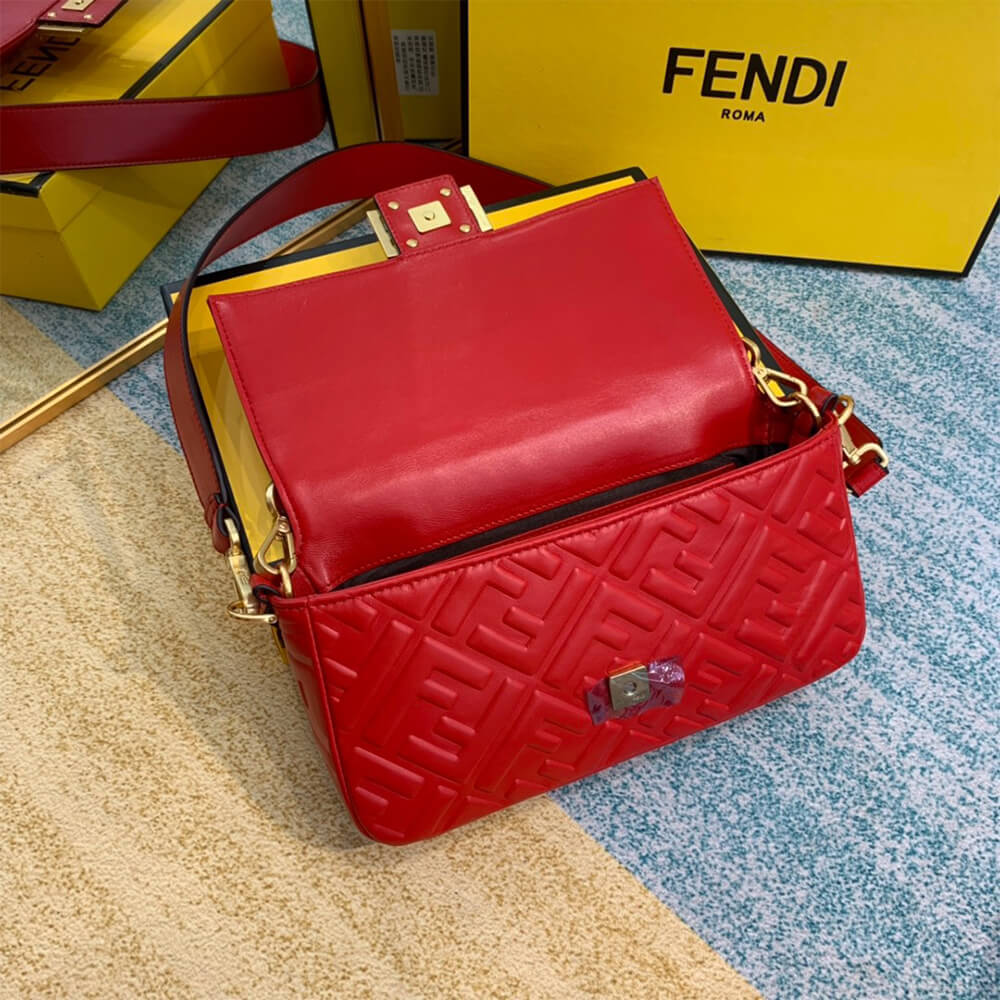 Fendi Baguette - Top Club
