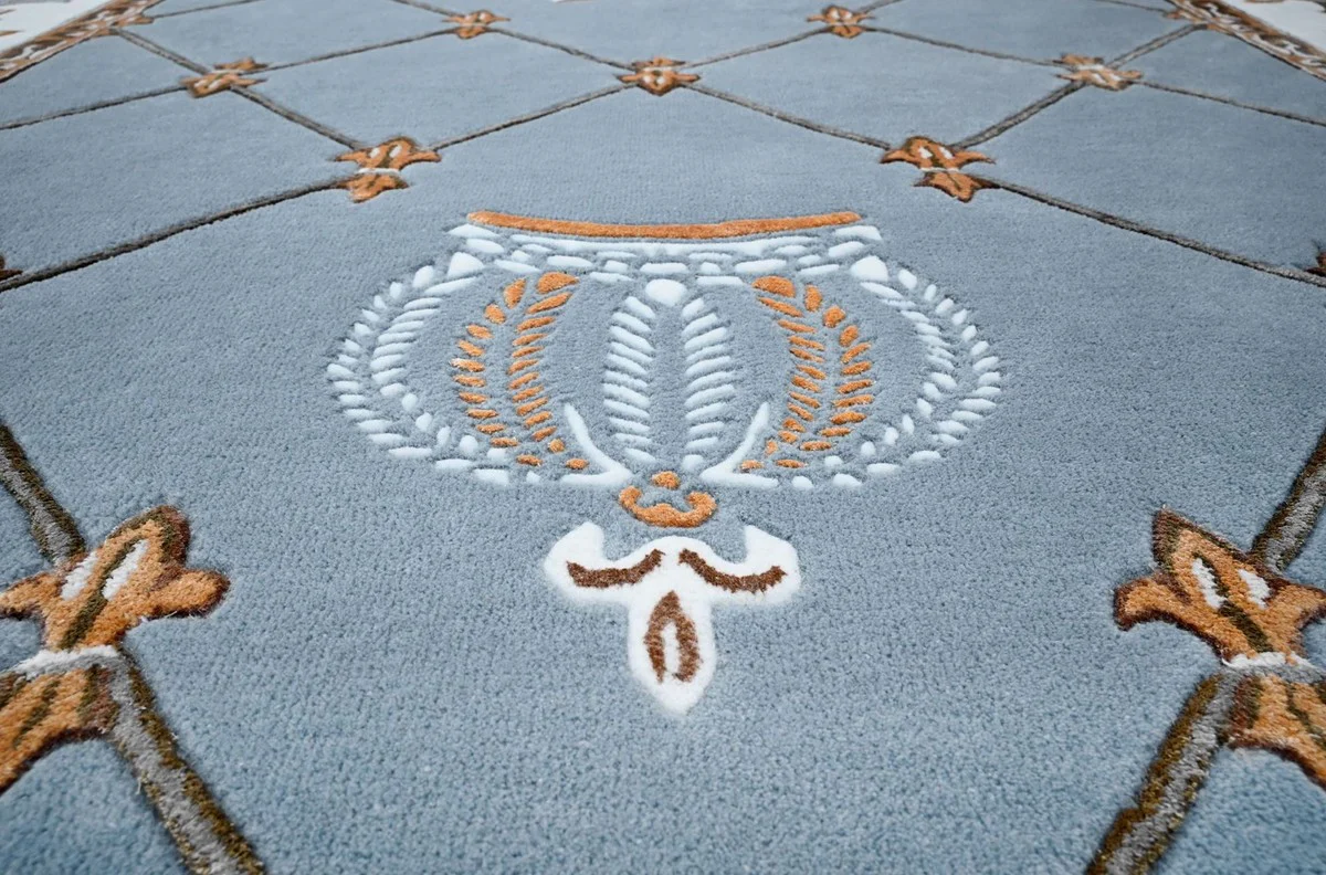 Pompöös by Luxury Baroque Carpet Crown by Harald Glööckler Blue 200 x 300 cm