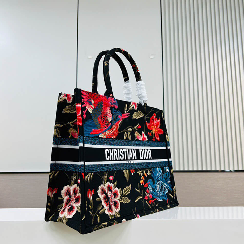 LARGE DIOR BOOK TOTE - Top Club