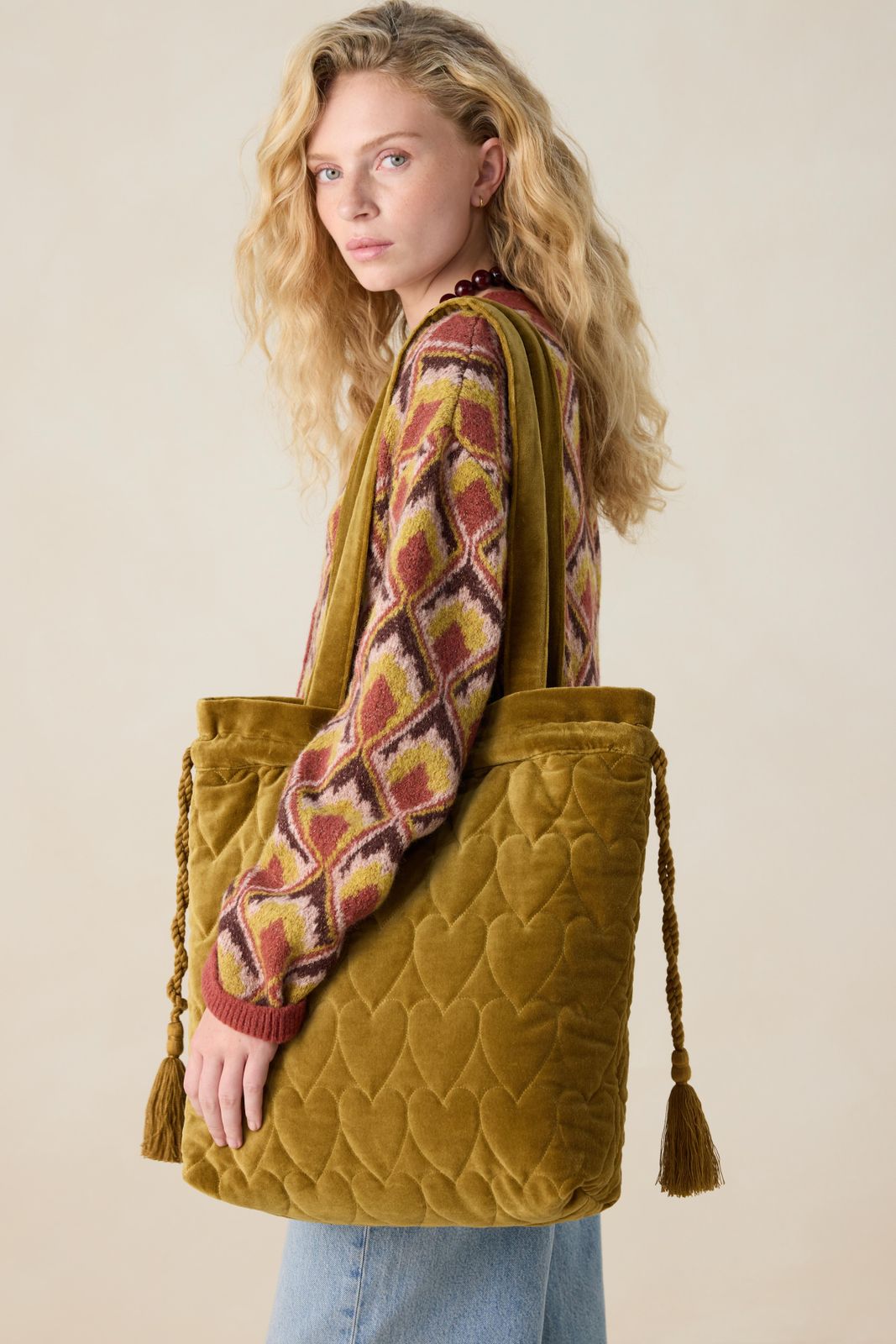 Donkergroene velvet shopper met hartjes