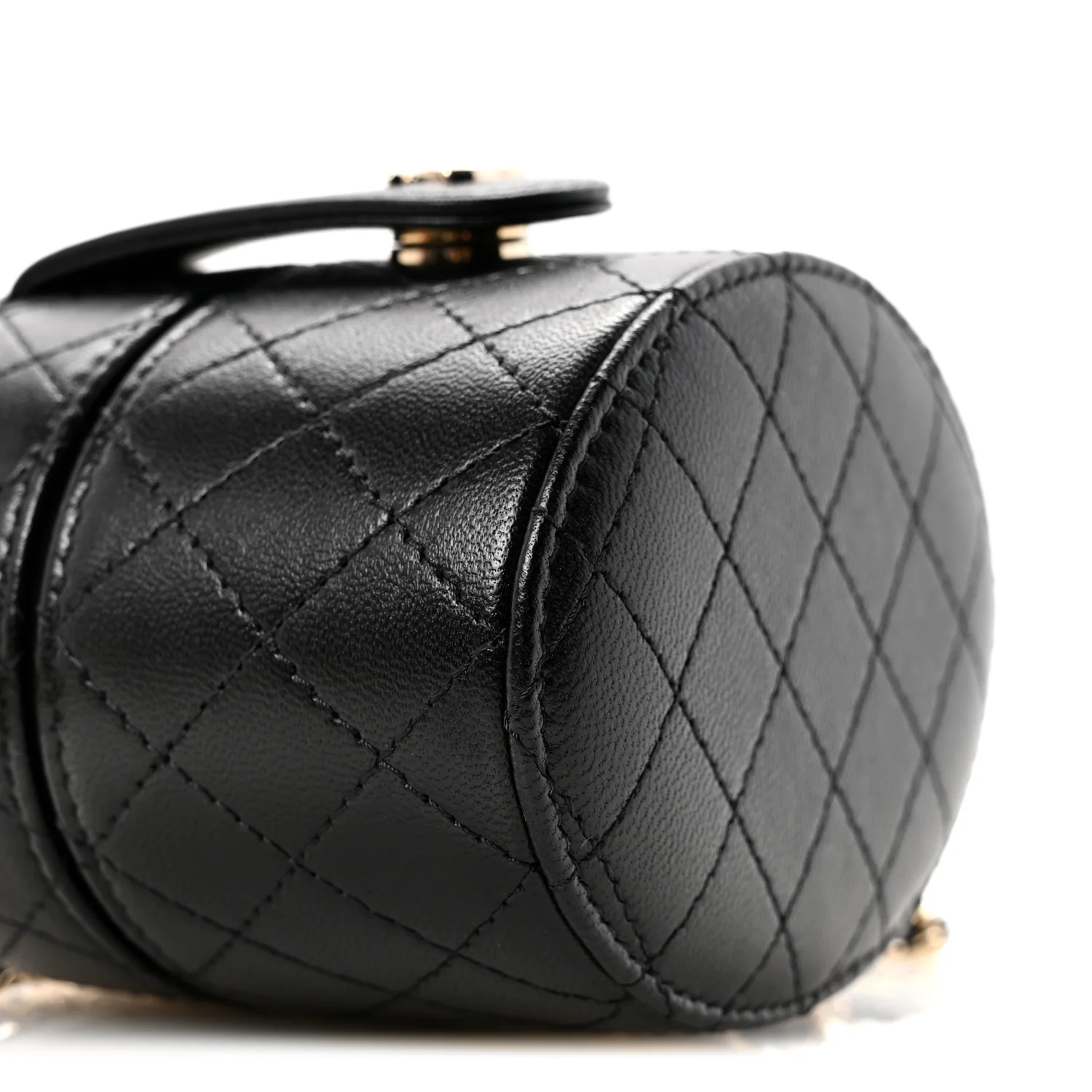 Lambskin Quilted Mini Round Vanity Case With Chain Black - Top Club