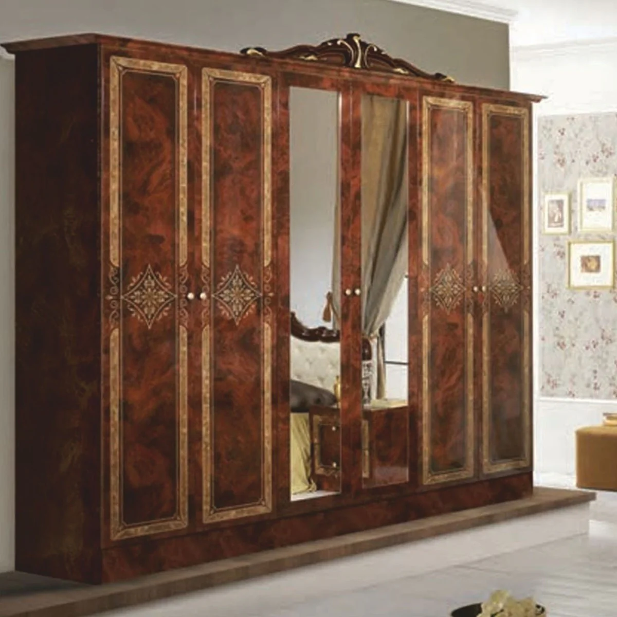 Luxury Baroque Bedroom Cabinet Brown / Gold 104